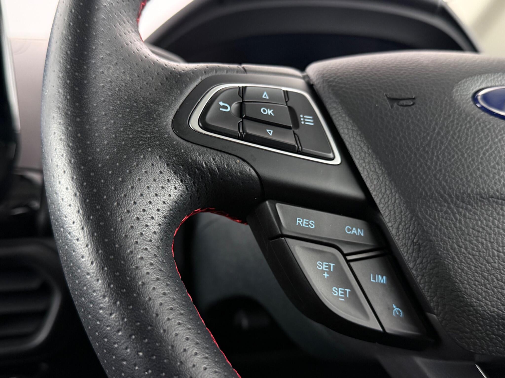 Ford Ecosport view 12