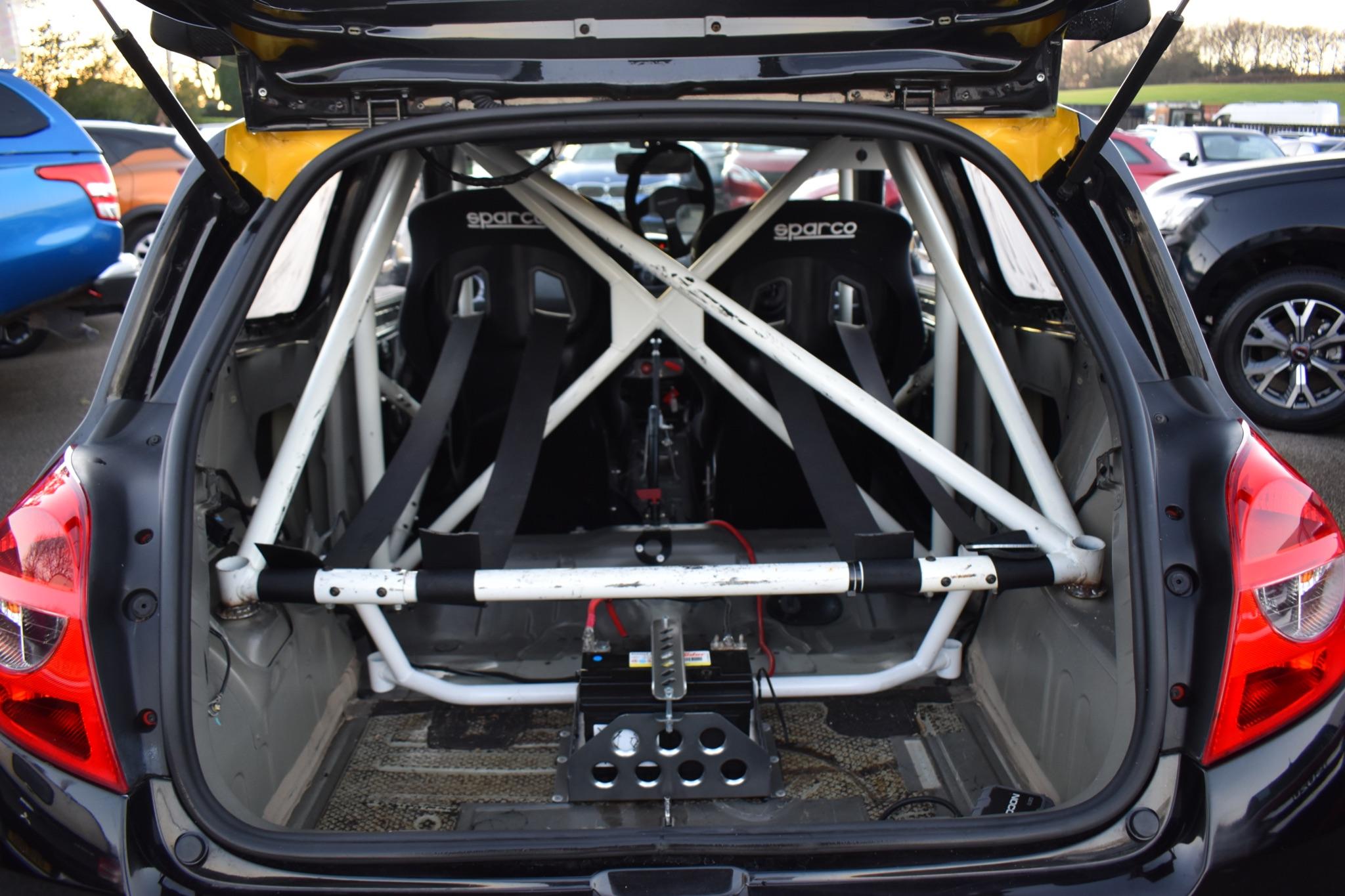 Clio - 2.0 Renaultsport Euro 5 3dr - Image 20