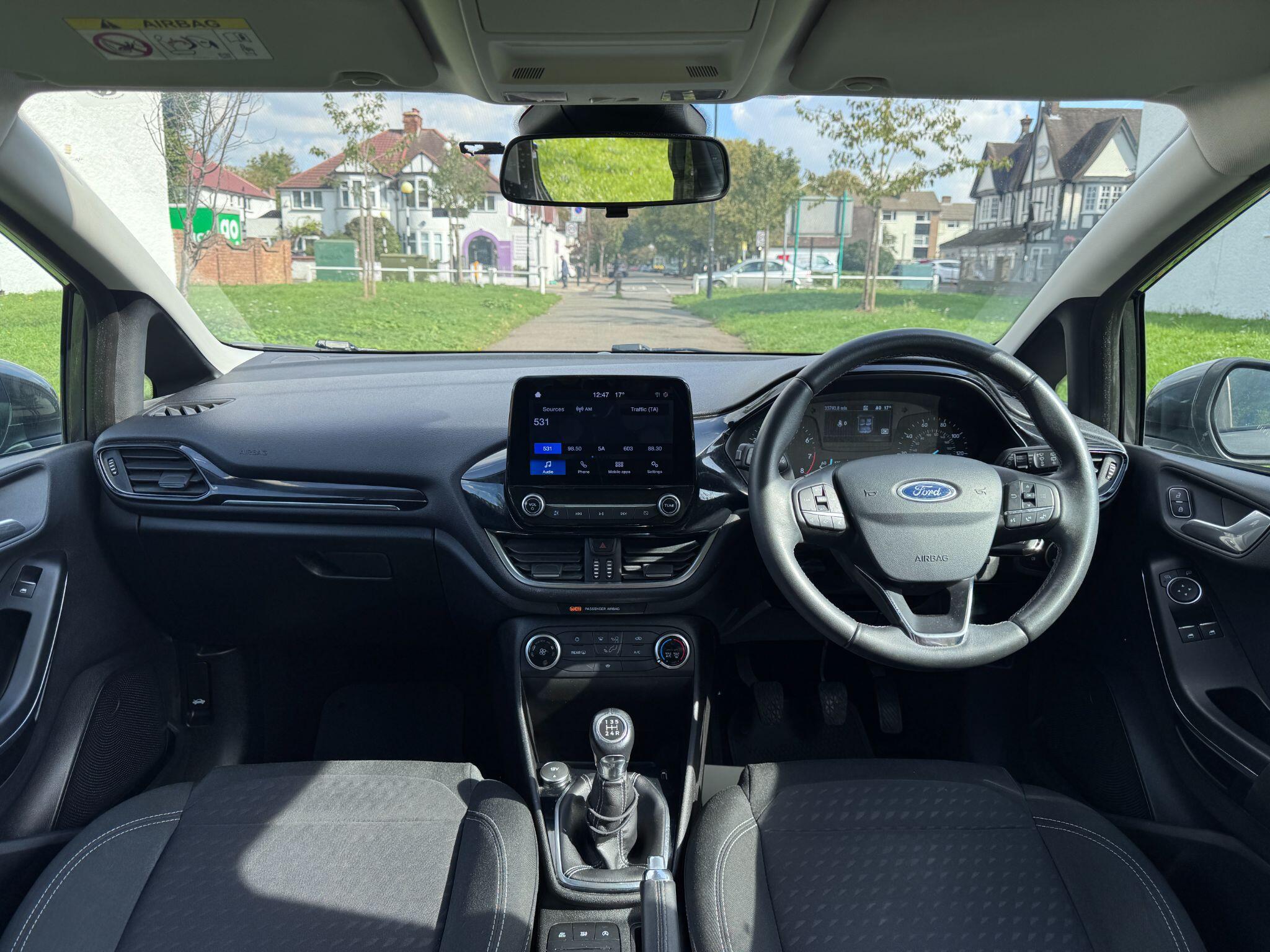 2019 Ford Fiesta 1.1 Ti-VCT Zetec Euro 6 (s/s) 5dr • 33,000 miles image 5