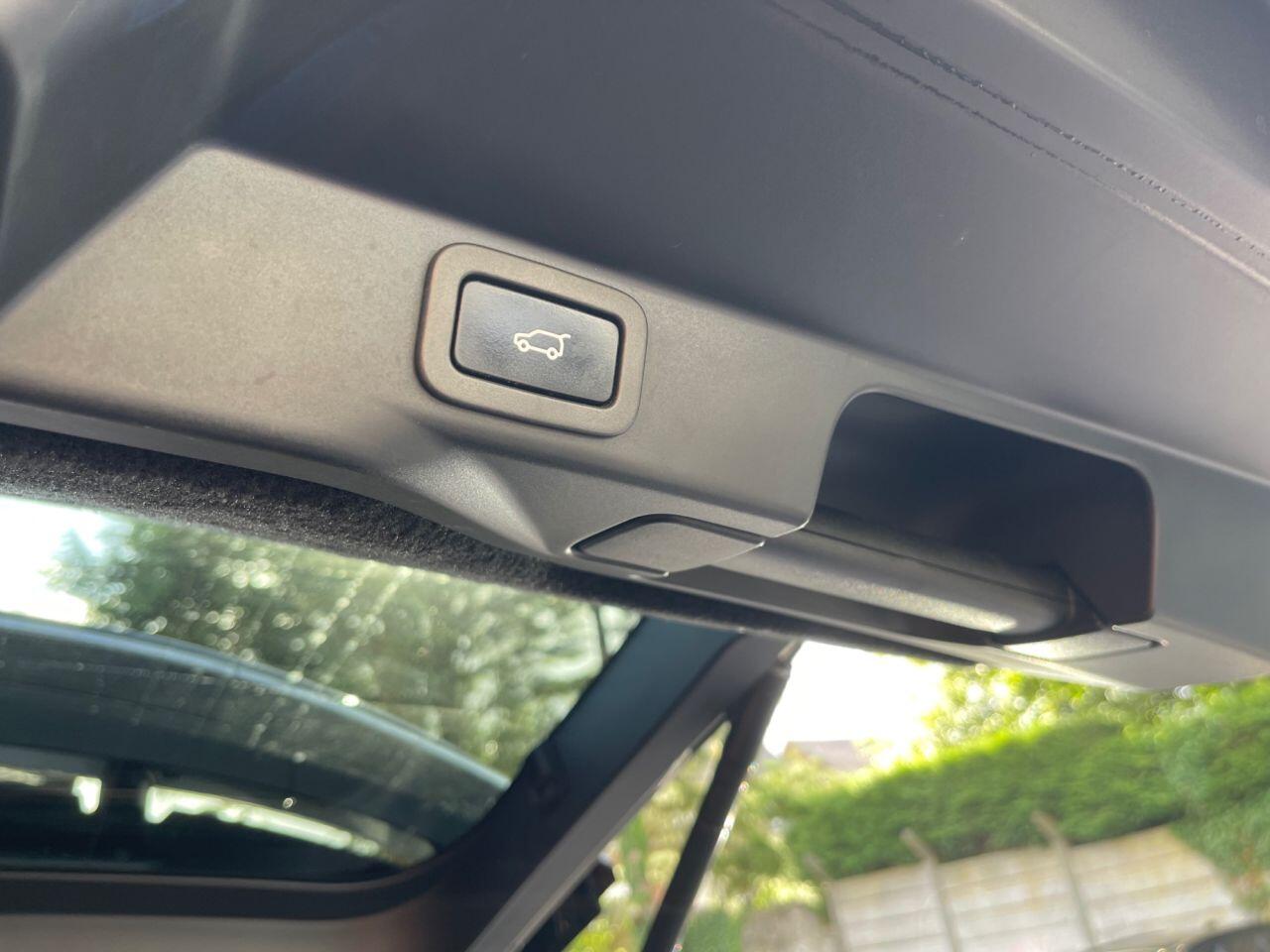 Land Rover Range Rover Sport view 33