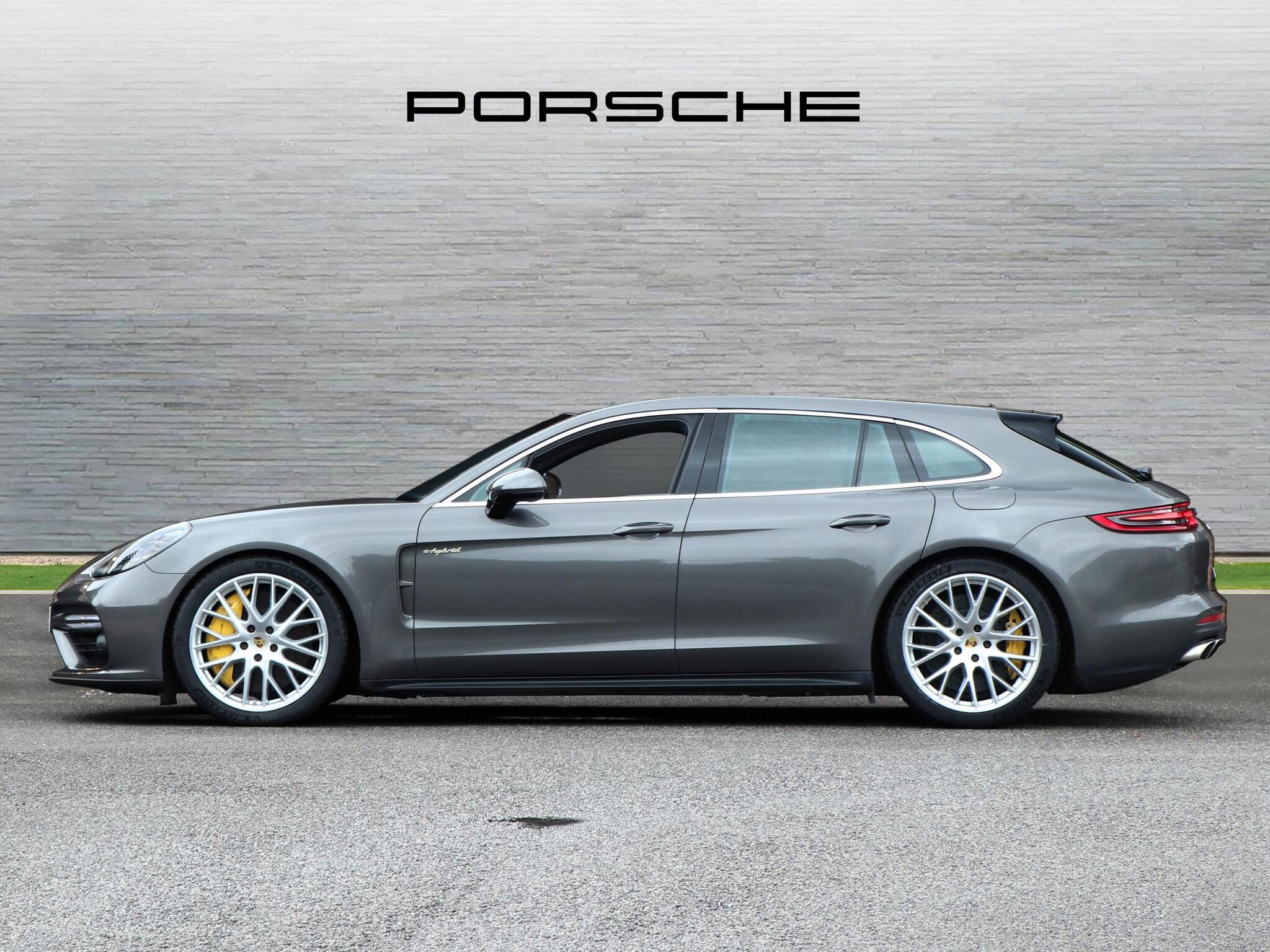 Porsche Panamera view 6