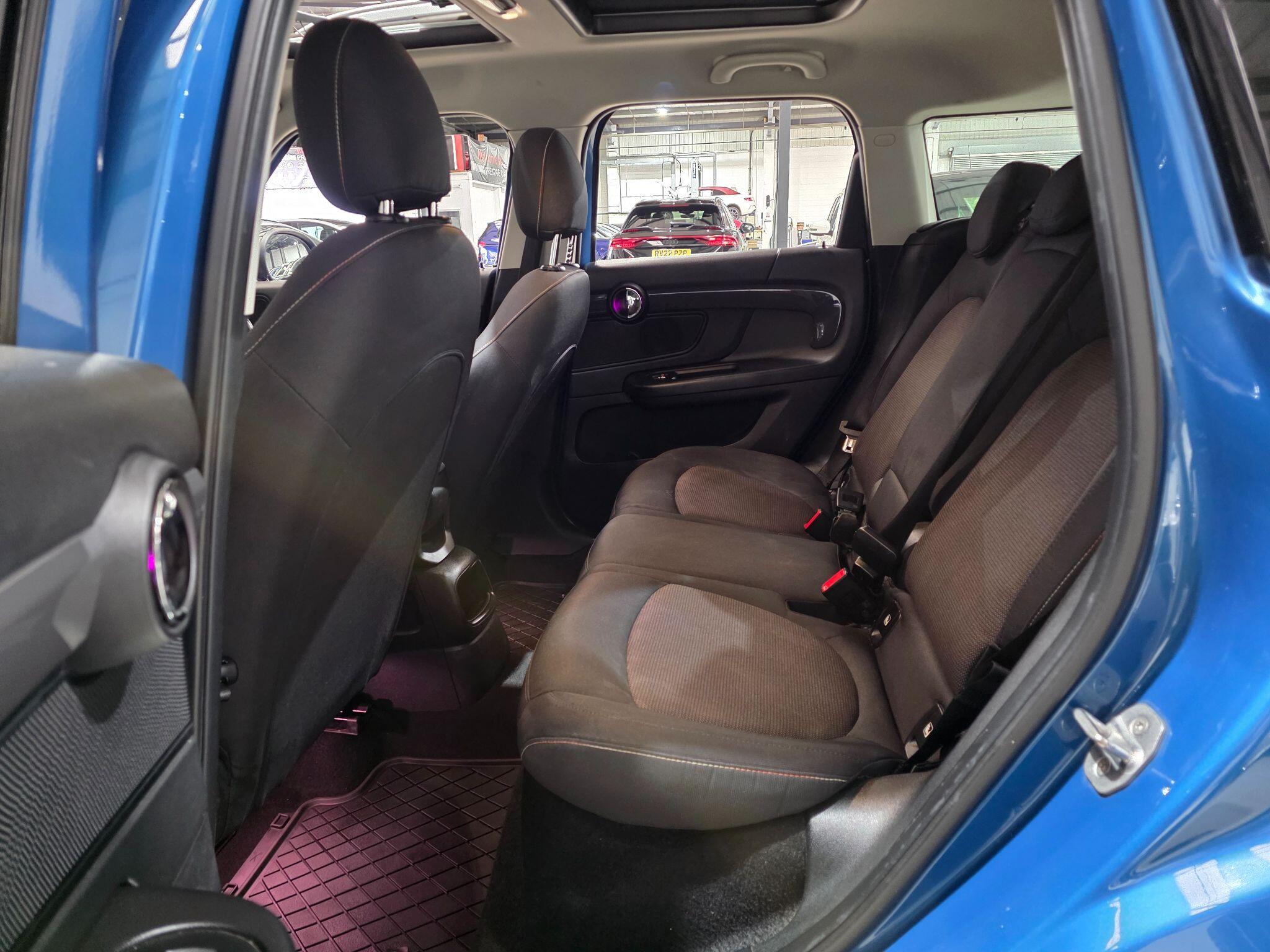 Mini Countryman view 24
