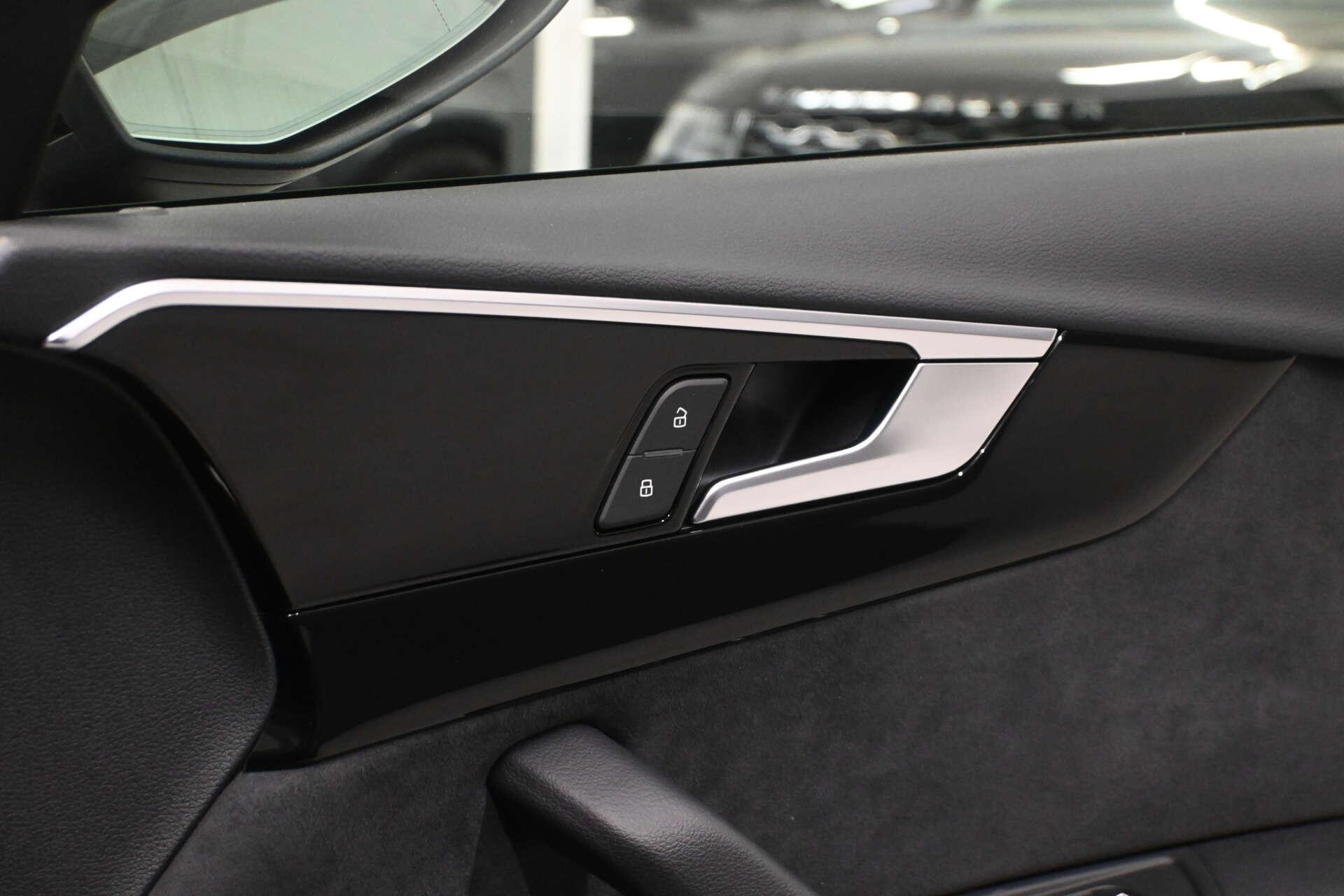 Audi A4 view 53