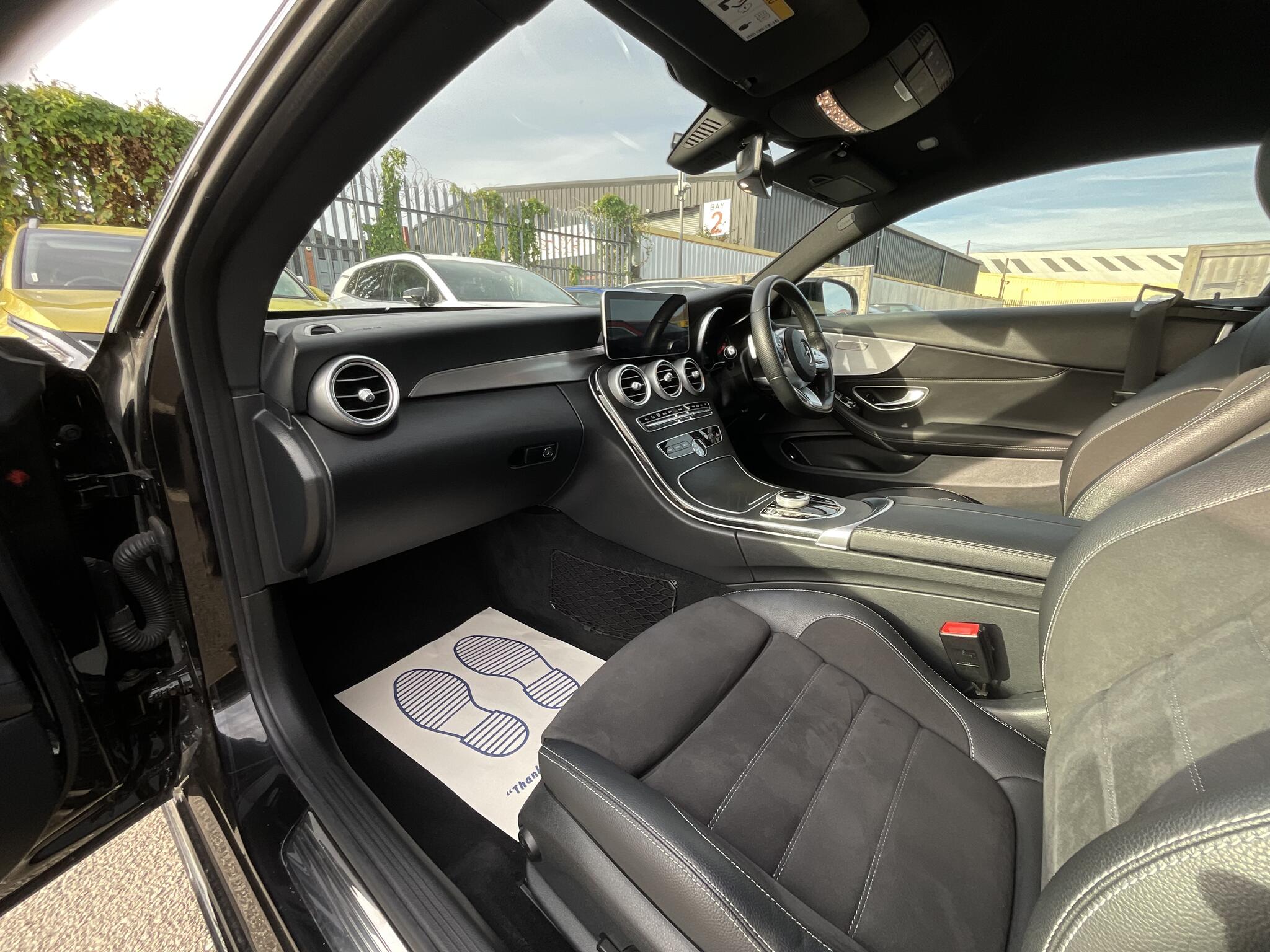 Mercedes-Benz C-Class view 12