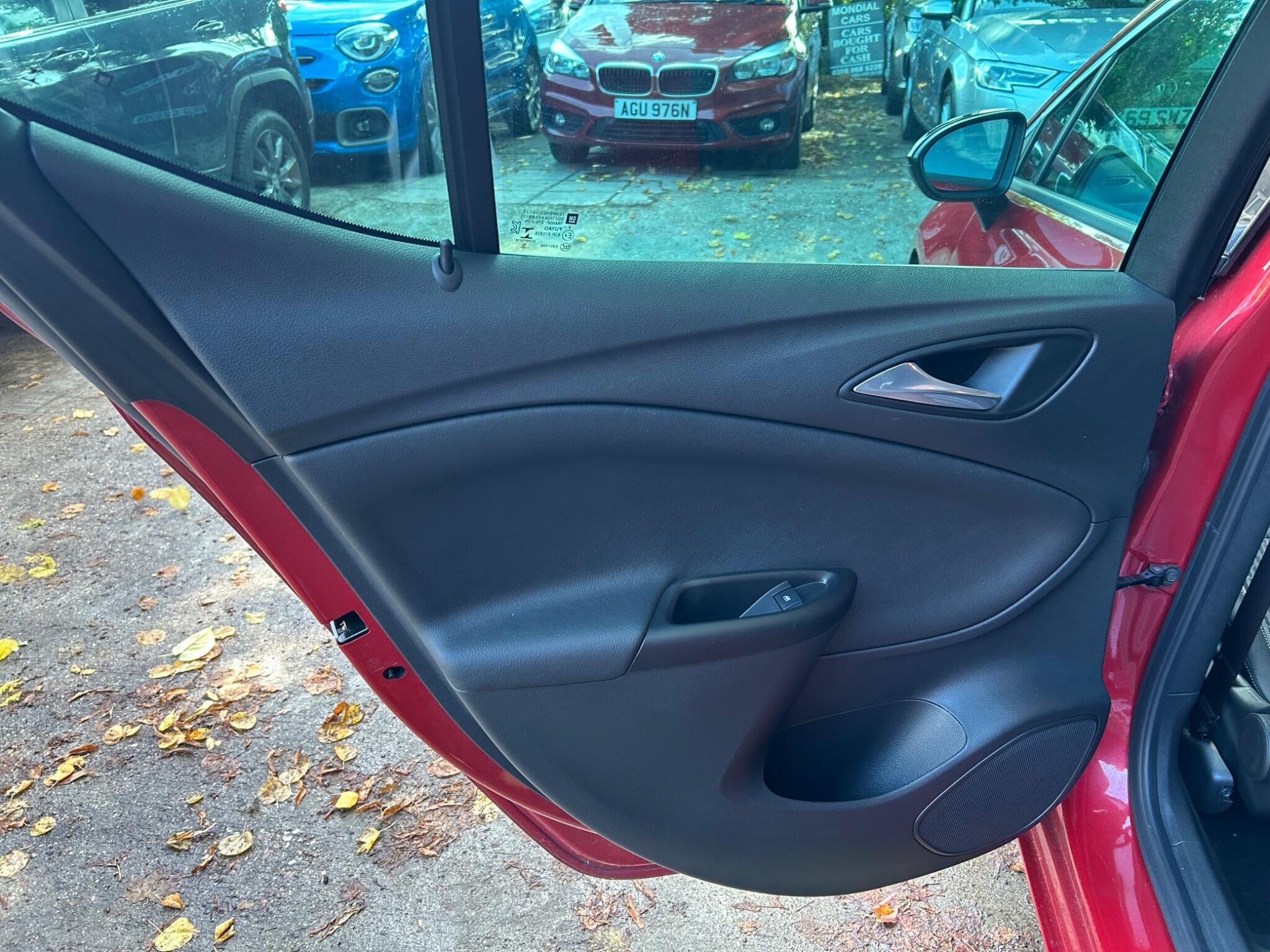 Vauxhall Astra view 32