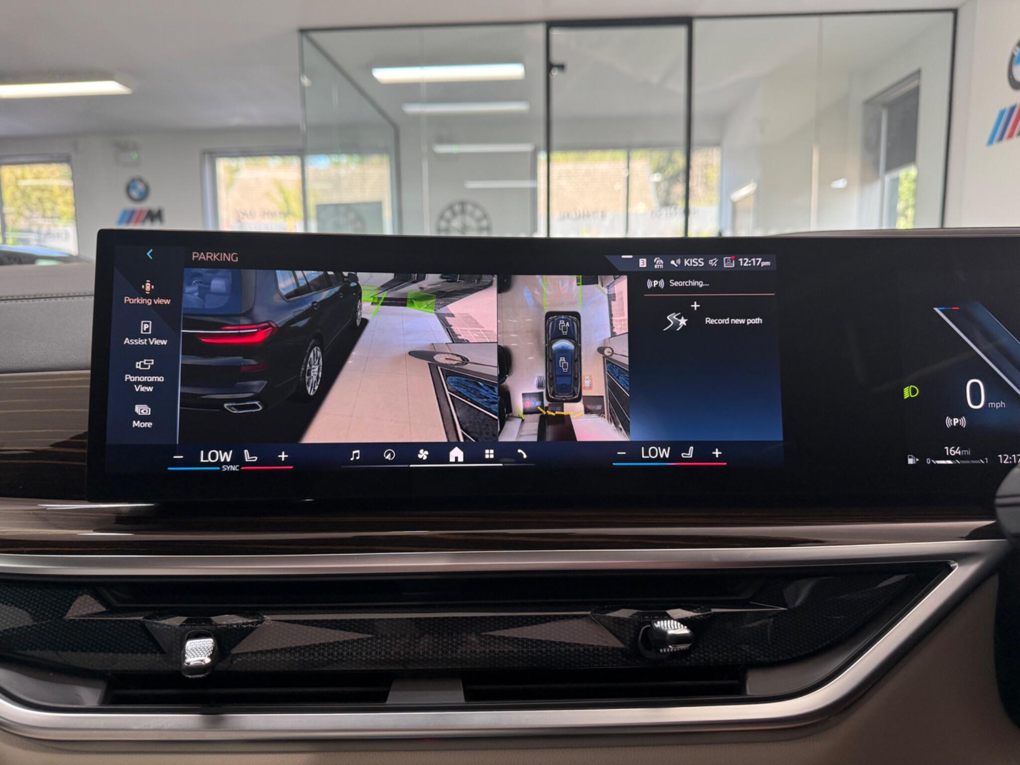 BMW X7 view 23