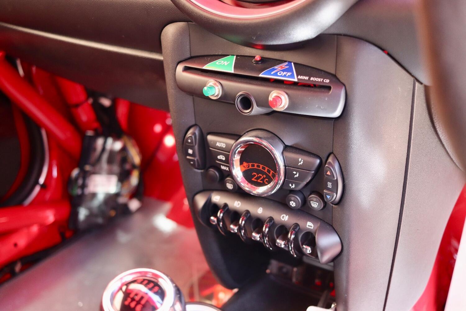 Mini Coupe view 14