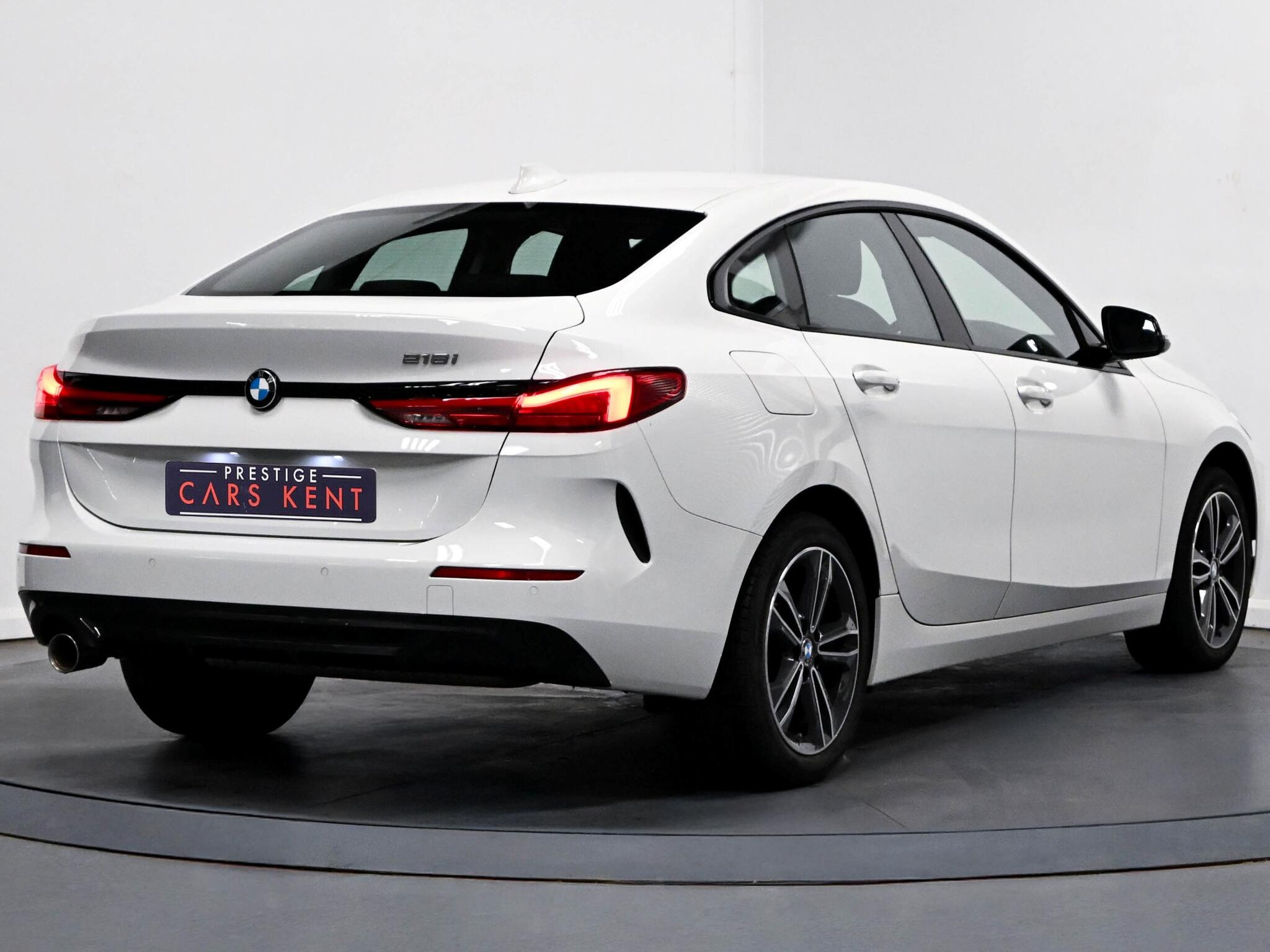 BMW 2 Series view 19