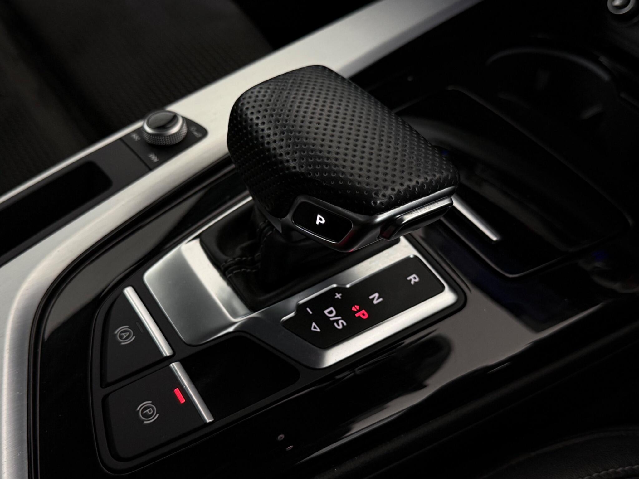 Audi A4 view 22