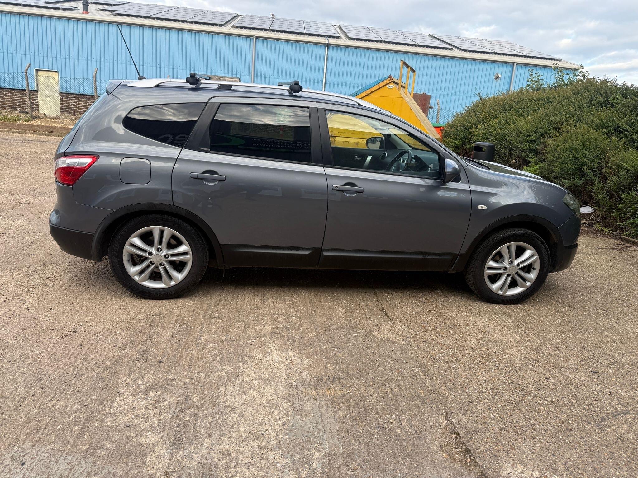 Nissan Qashqai+2 view 18