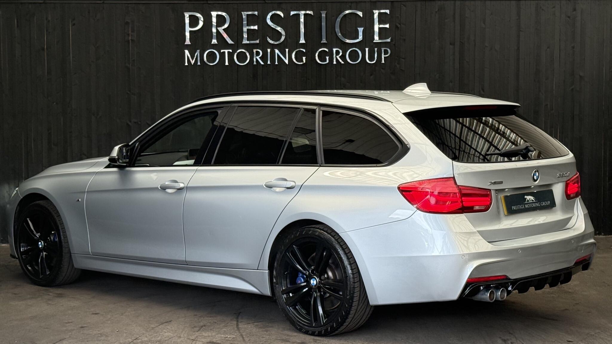 BMW 3 Series view 20