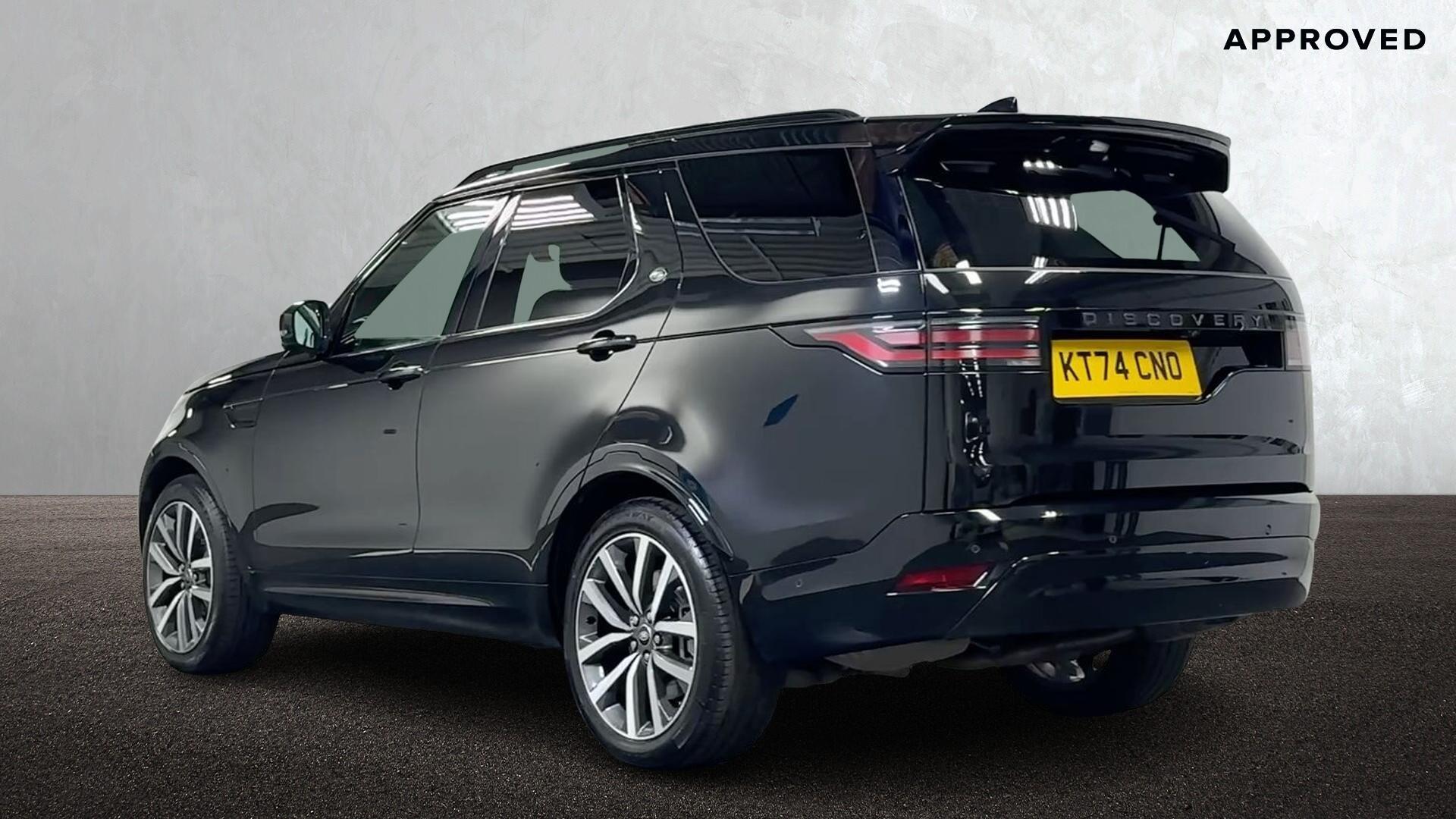 Land Rover Discovery view 2