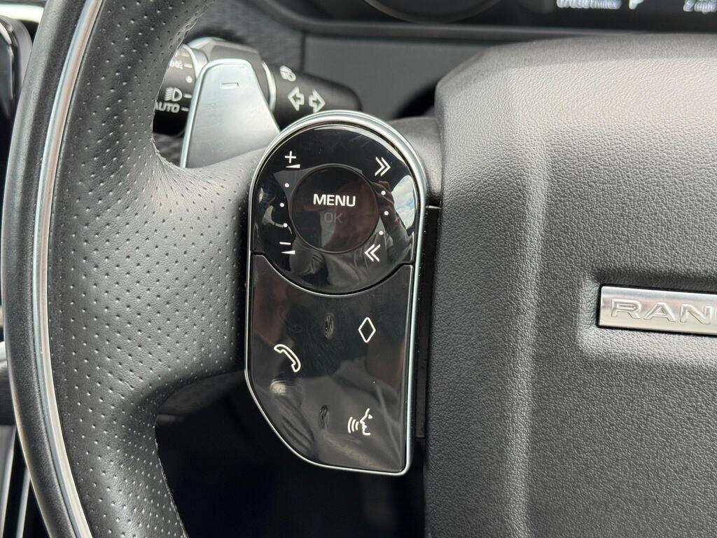 Land Rover Range Rover Velar view 29