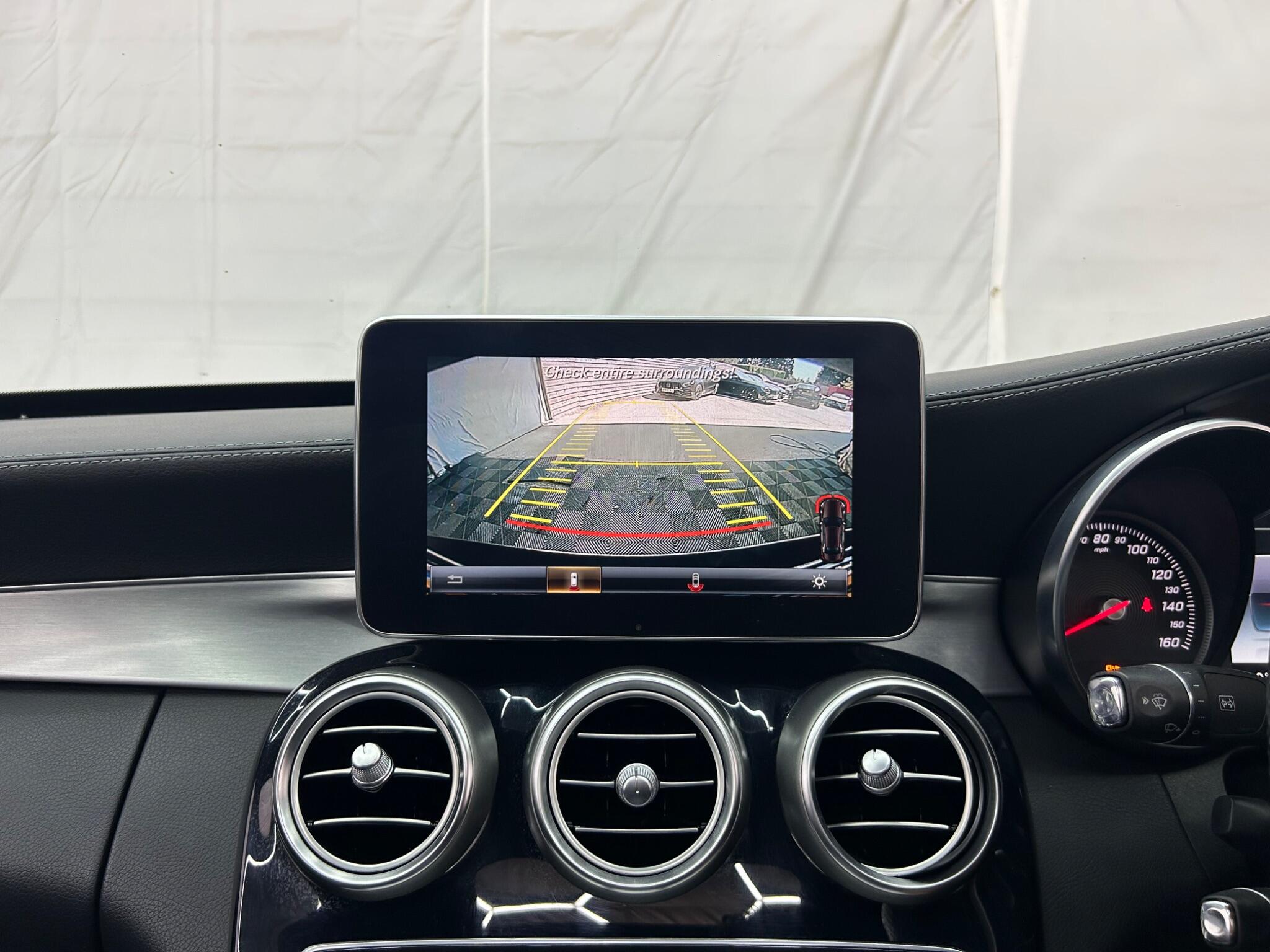 Mercedes-Benz C Class view 44