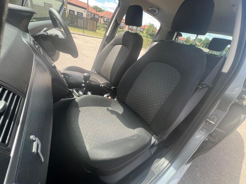Fiat Grande Punto view 18