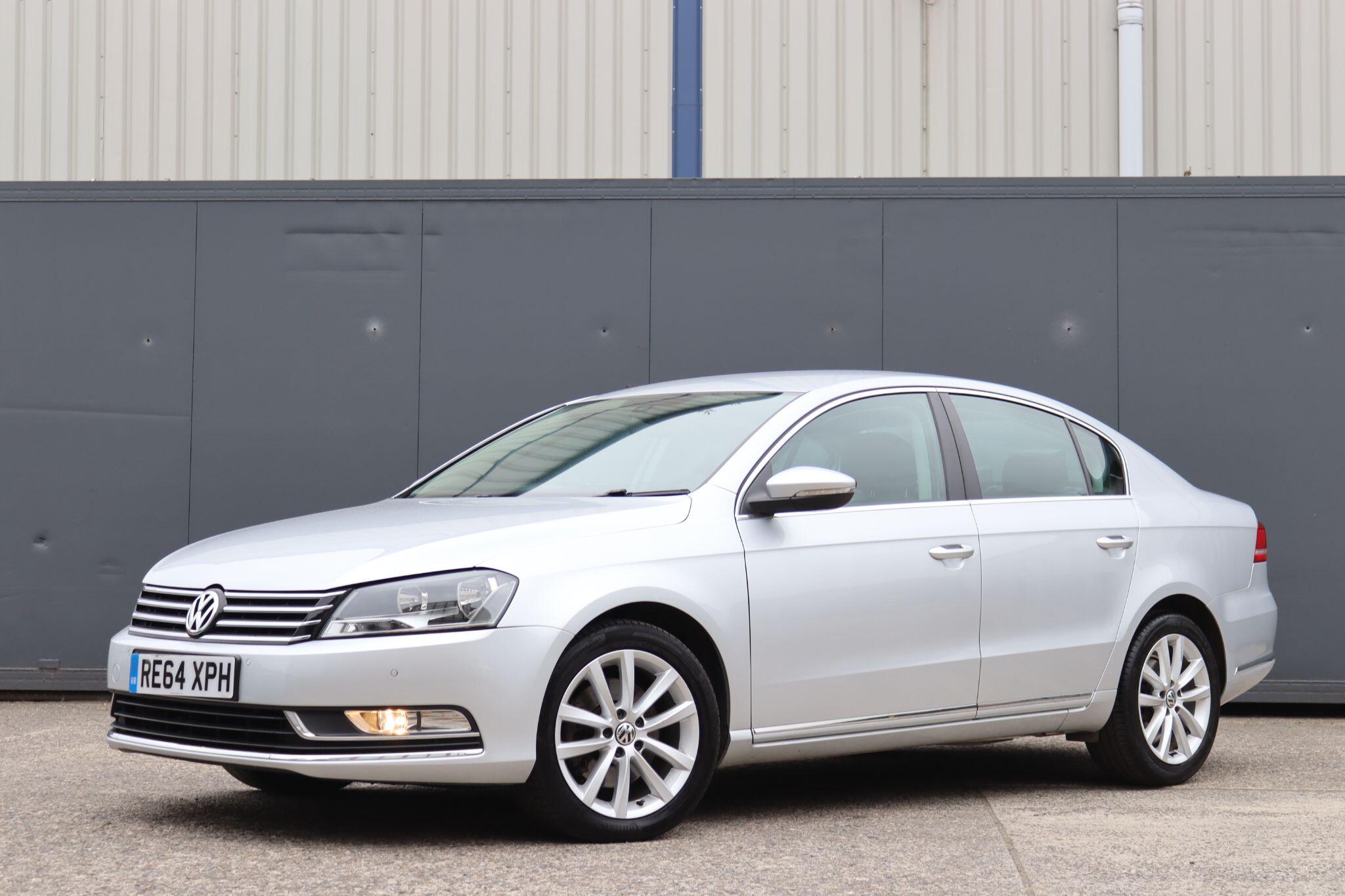 VOLKSWAGEN PASSAT 2.0 TDI BLUEMOTION TECH EXECUTIVE EURO 5 S S 4DR 33 PHOTOS...