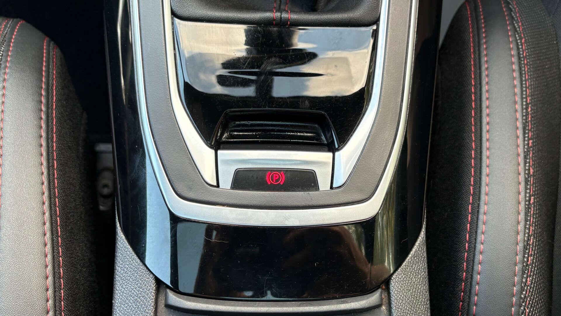 Peugeot 308 view 32