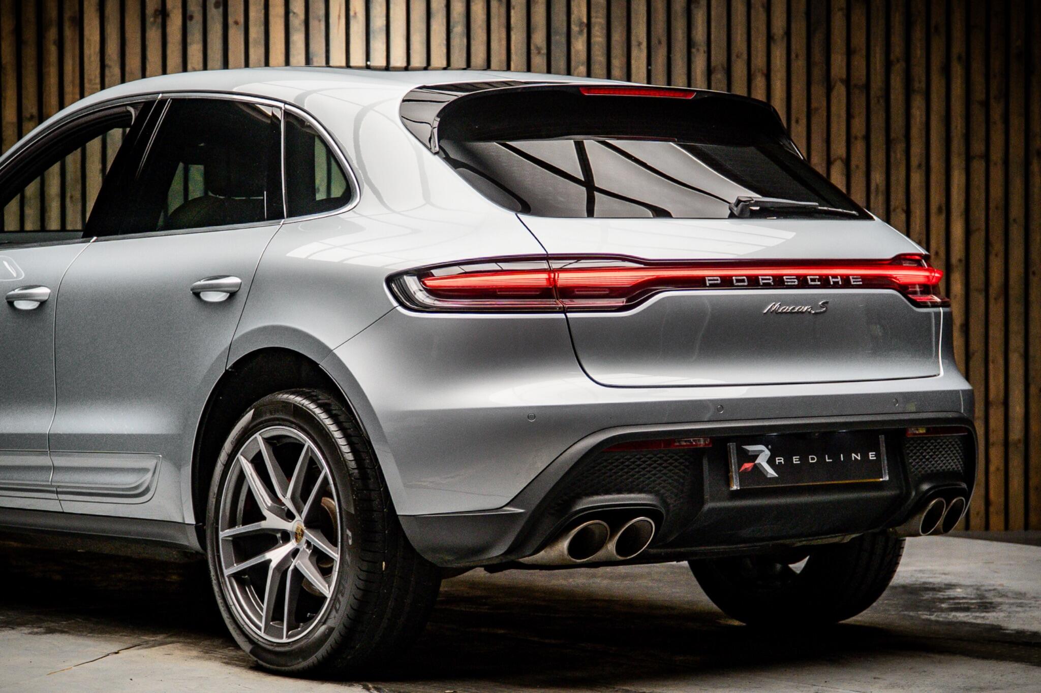 Porsche Macan view 20