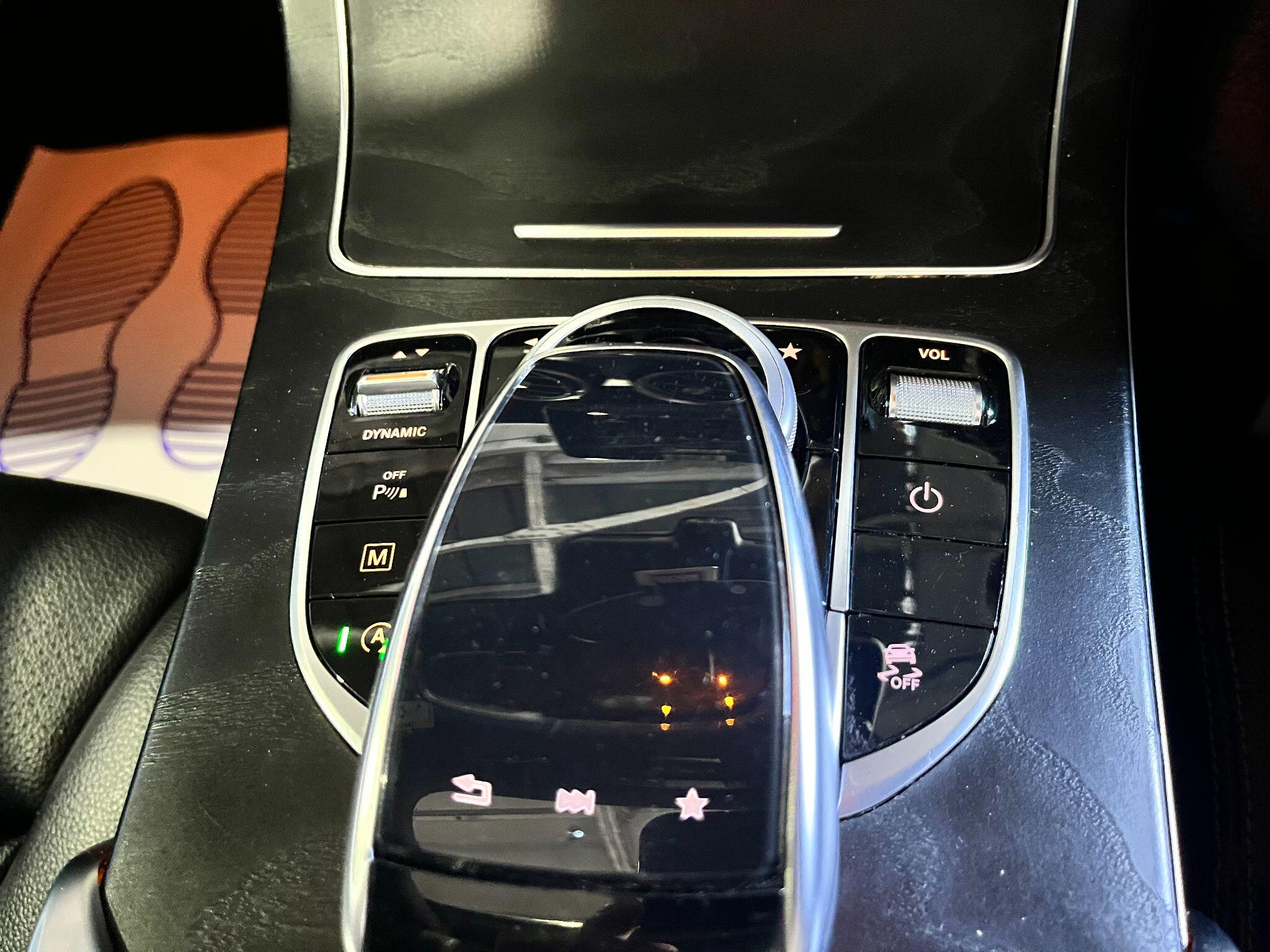 Mercedes-Benz GLC view 31