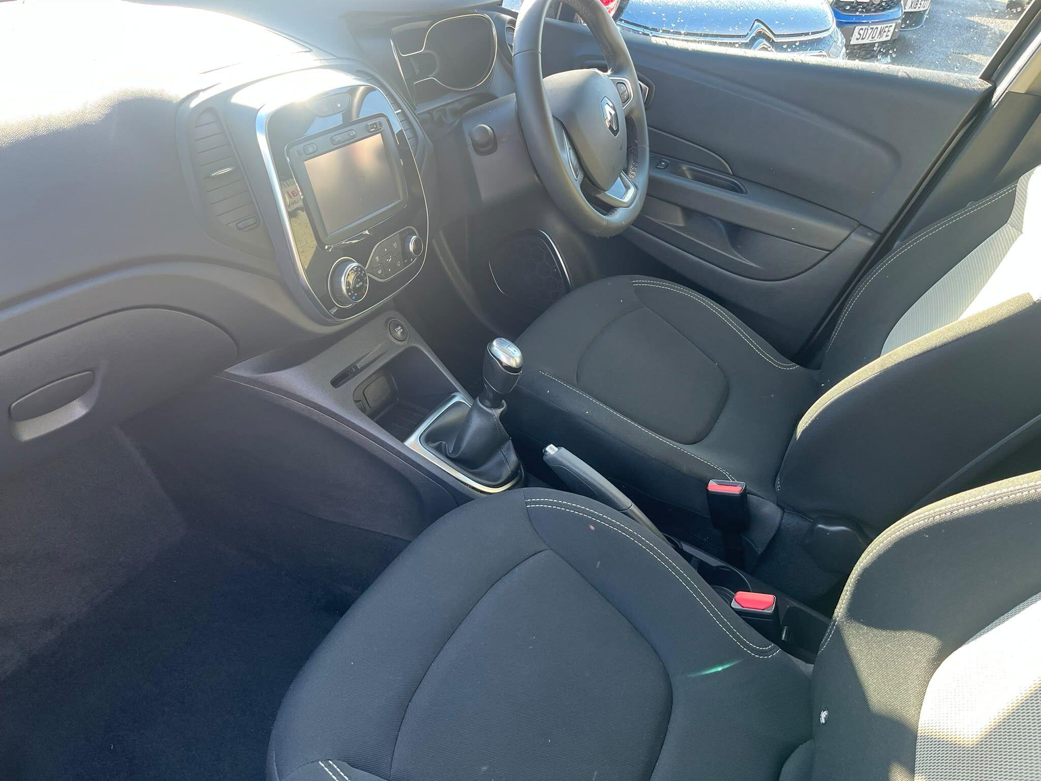 Renault Captur view 13