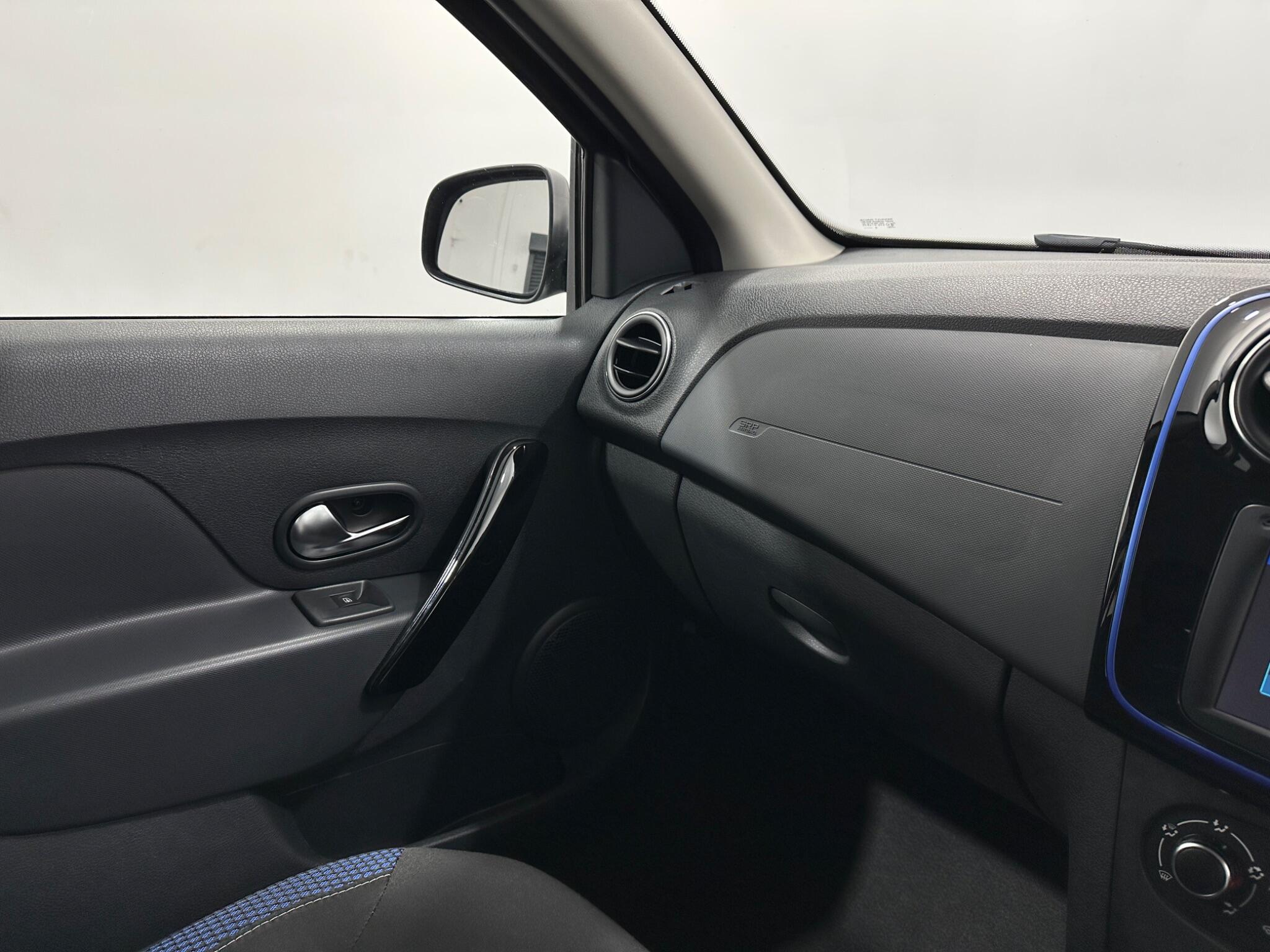 Dacia Sandero Stepway view 25