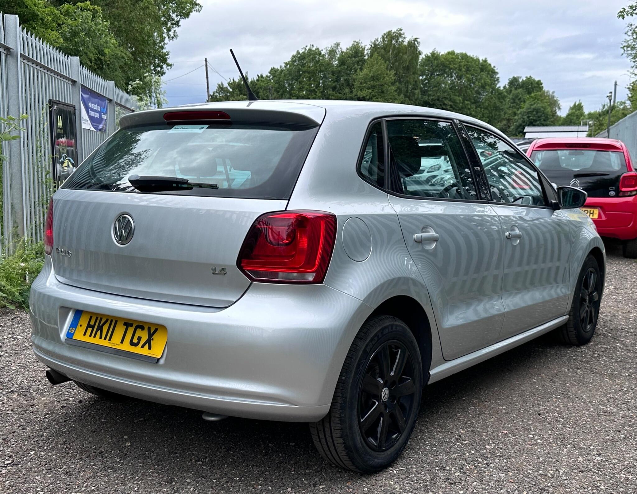 2011 Volkswagen Polo image 16