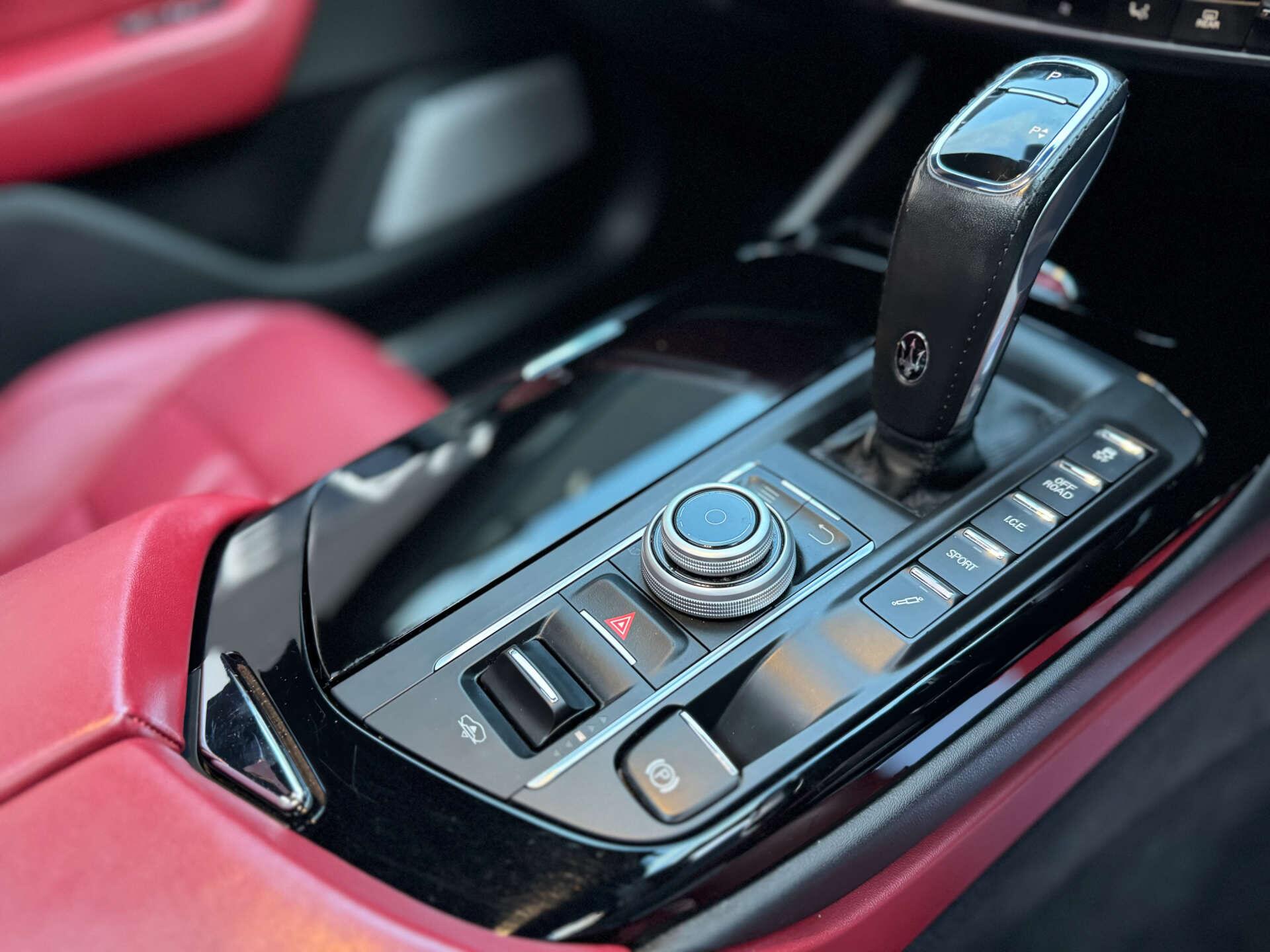 Maserati Gransport view 15
