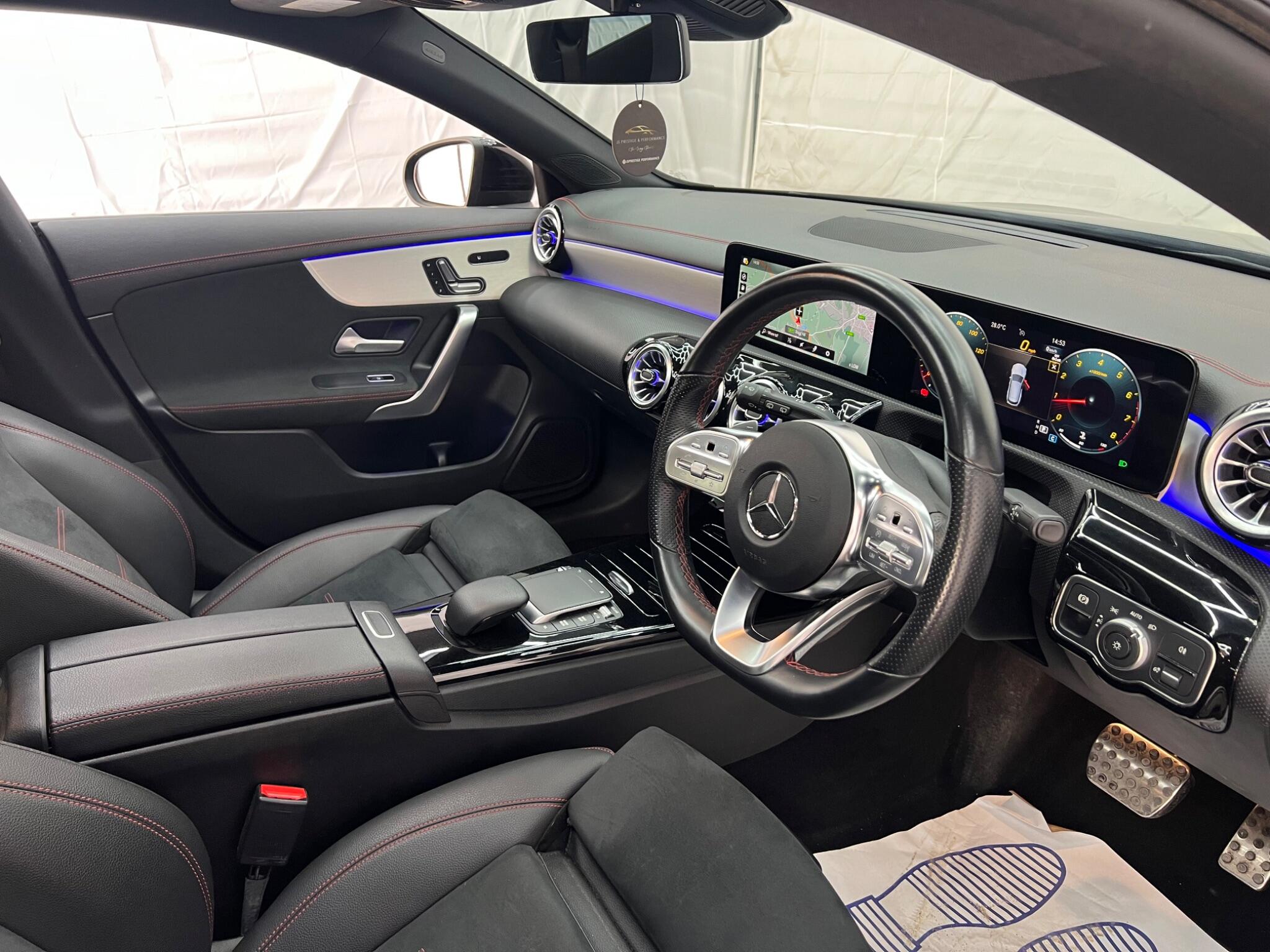 Mercedes-Benz Cla view 14