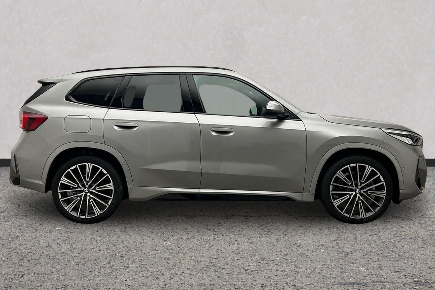 BMW X1 view 3