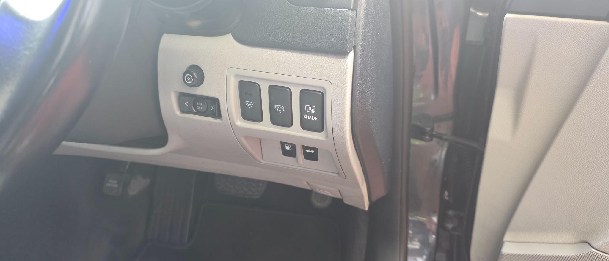 Lexus IS view 20