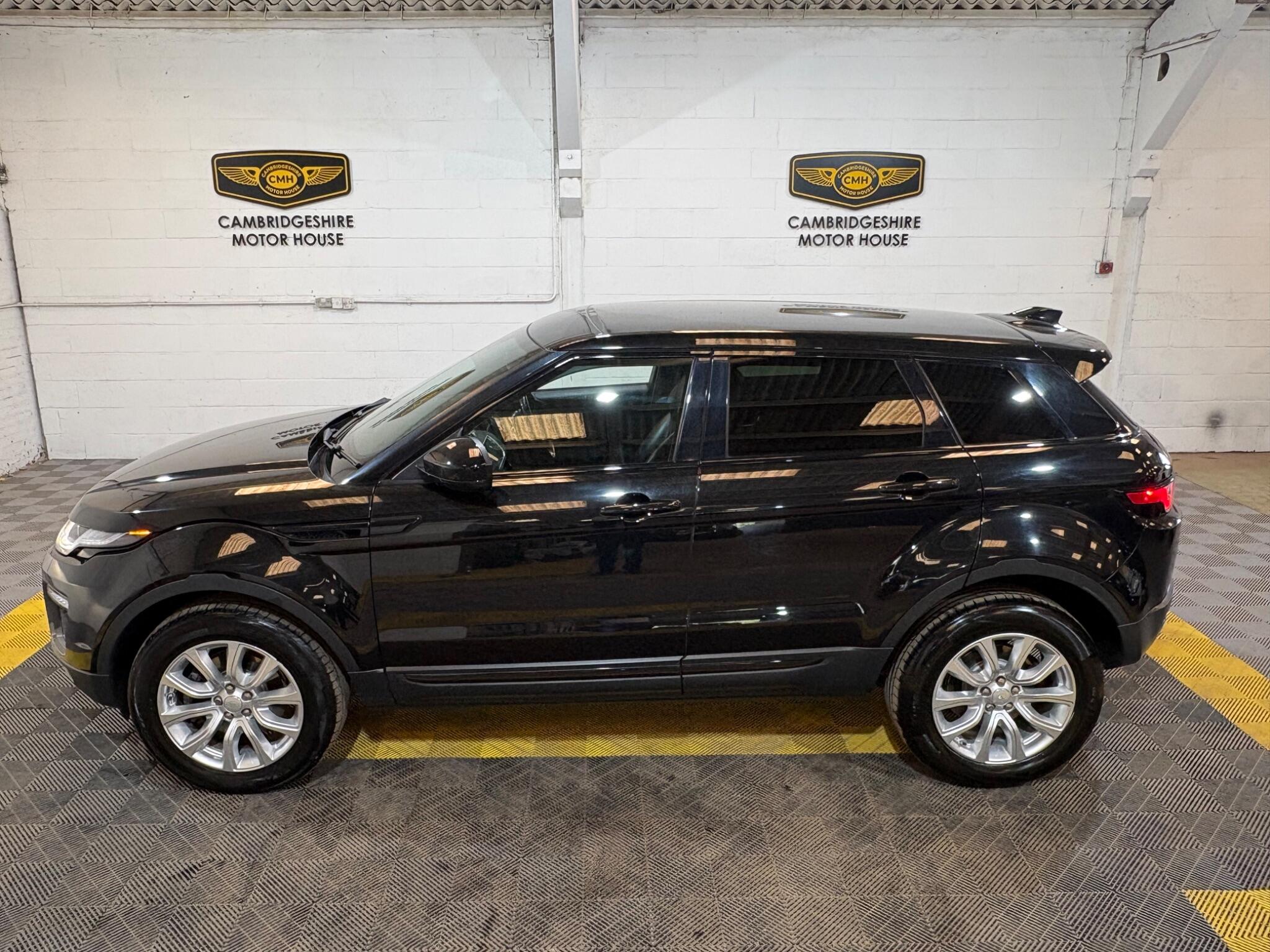 Land Rover Range Rover Evoque view 14