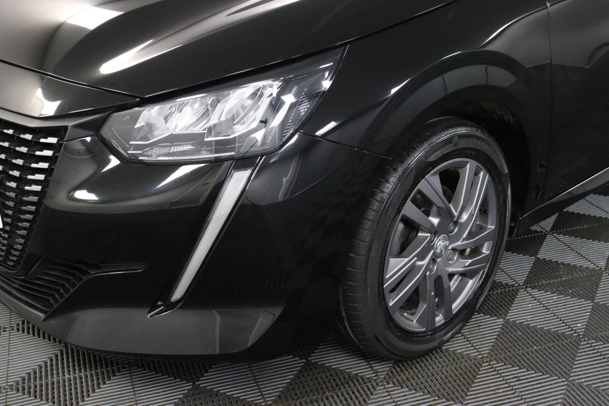 Peugeot 208 view 52