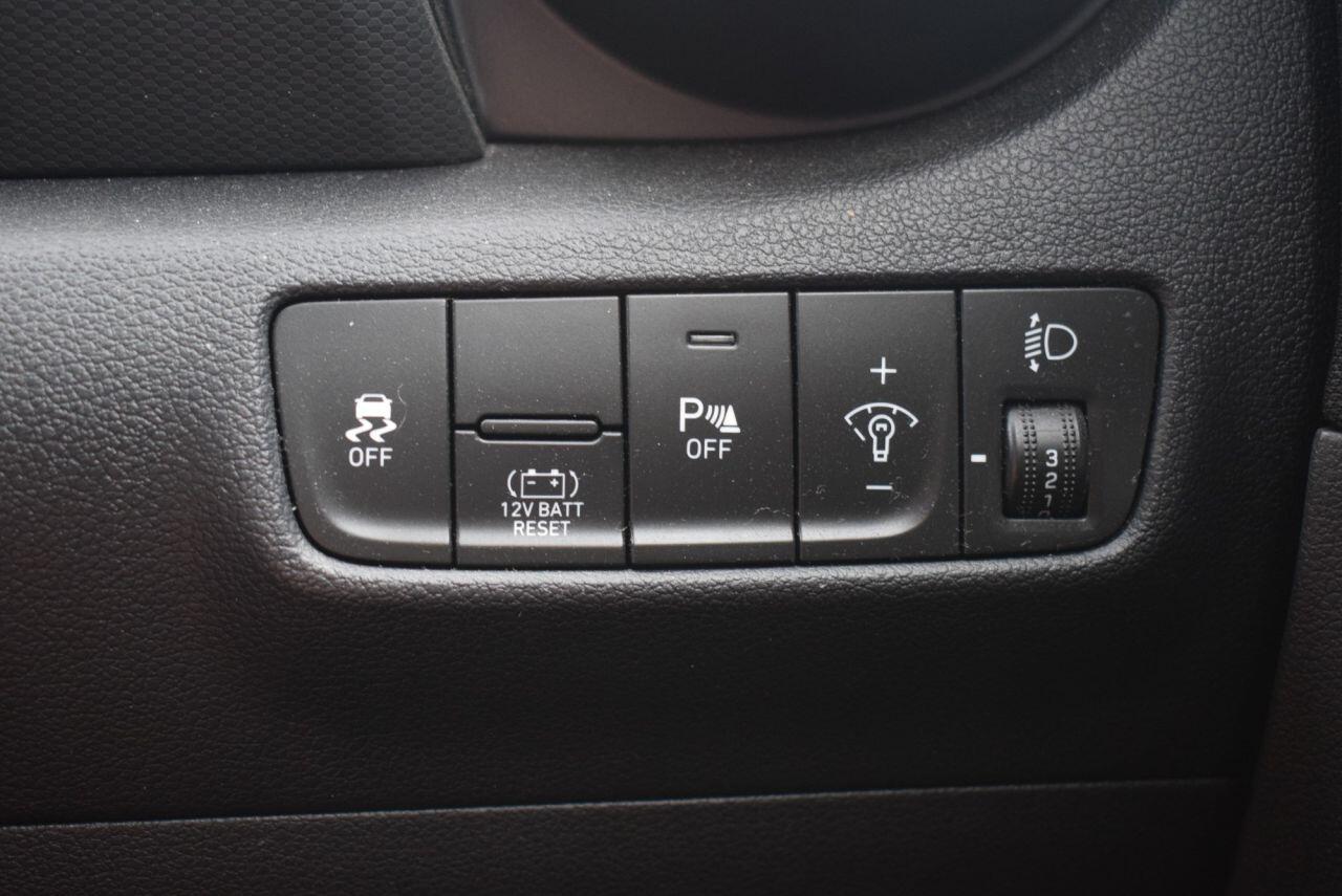 Hyundai Kona view 22