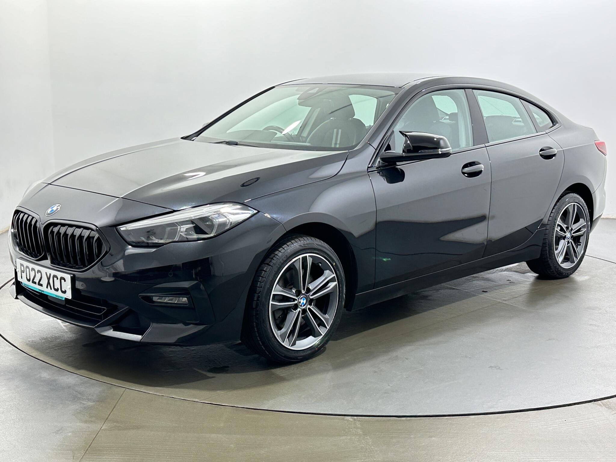 BMW 2 Series view 4