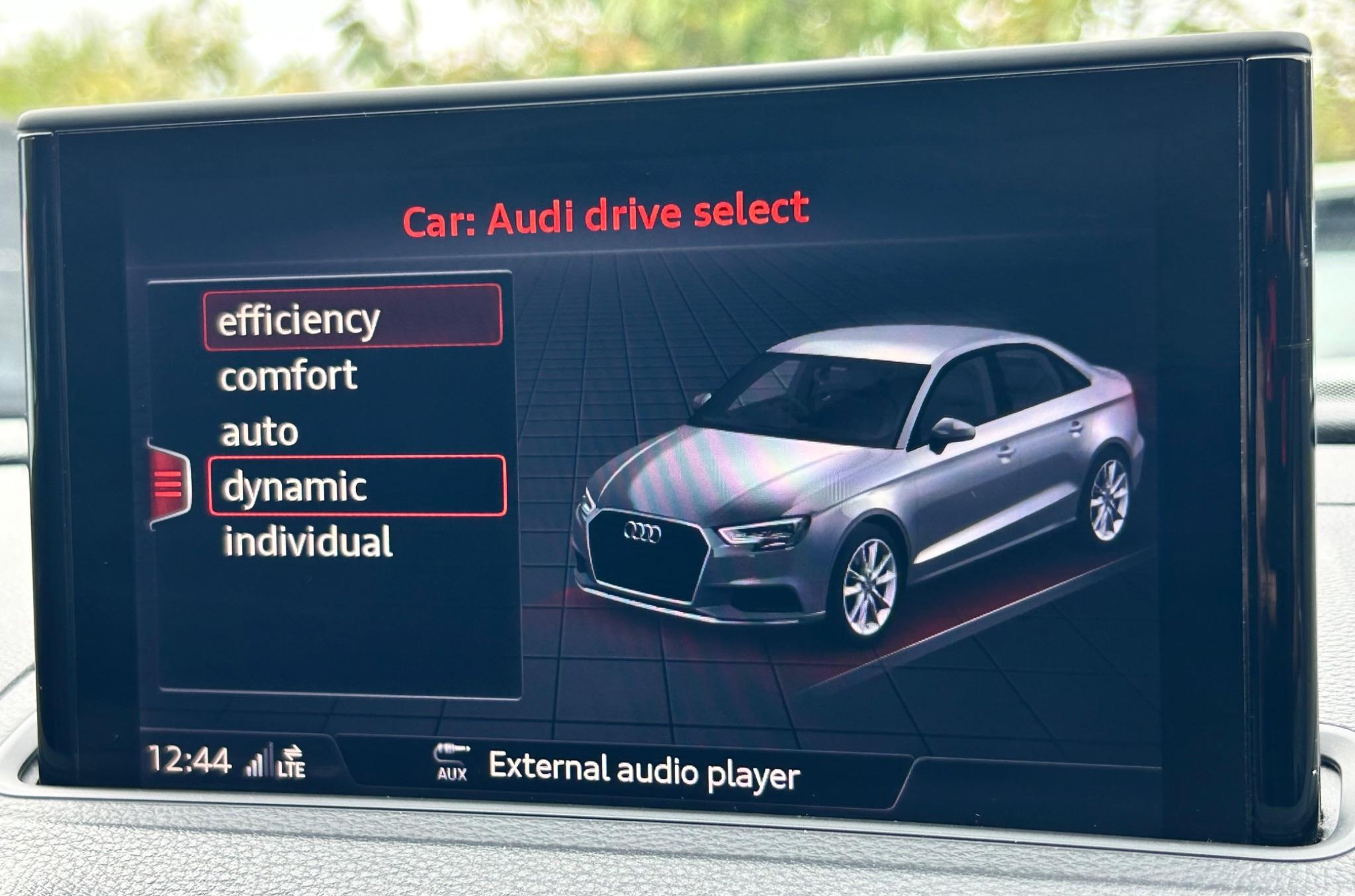Audi A3 view 40
