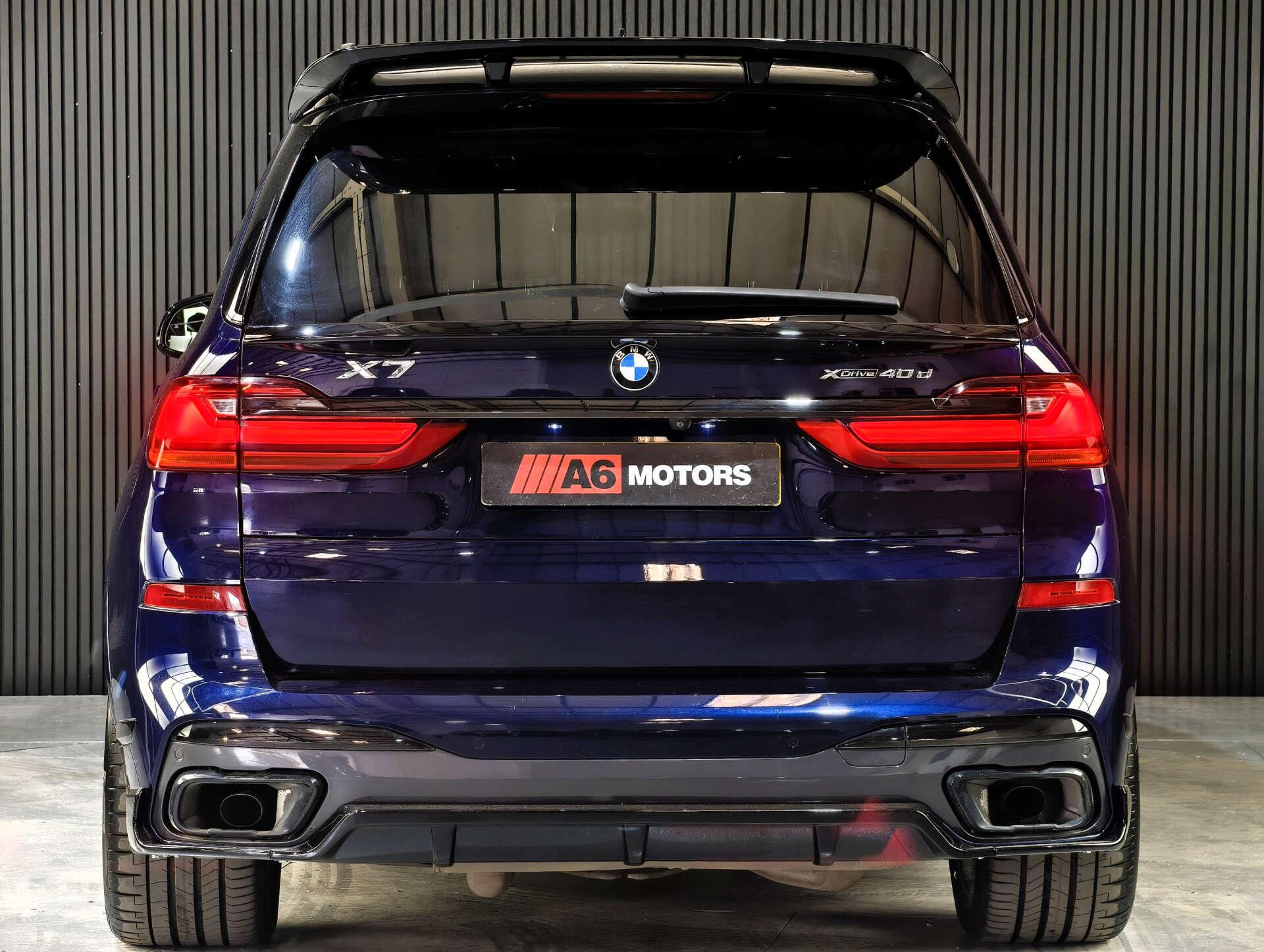 BMW X7 view 15