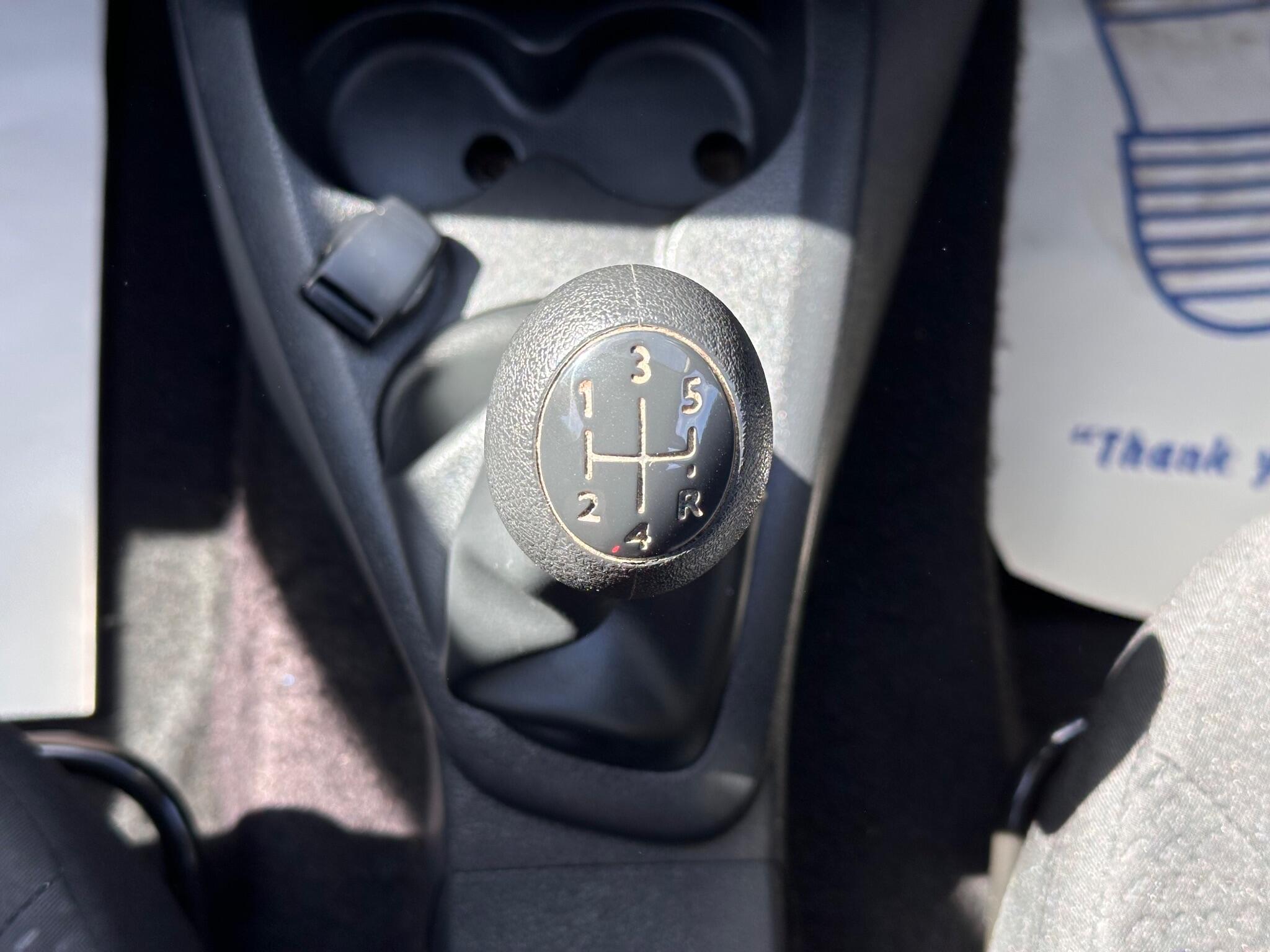 Dacia Logan MCV view 38