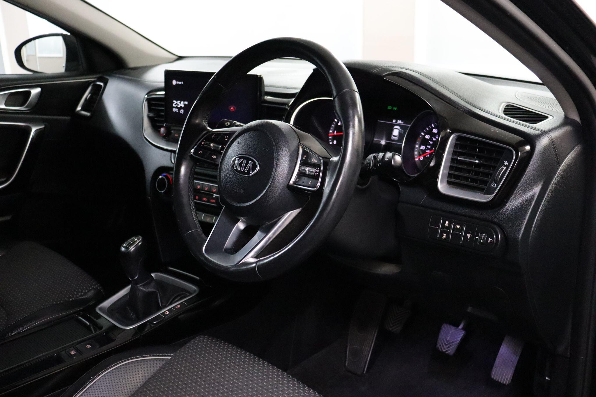 Kia Xceed view 5