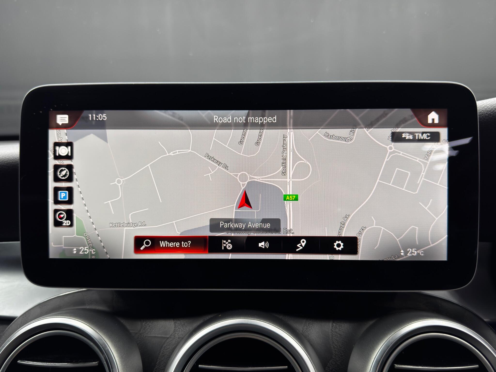 Mercedes-Benz GLC view 30