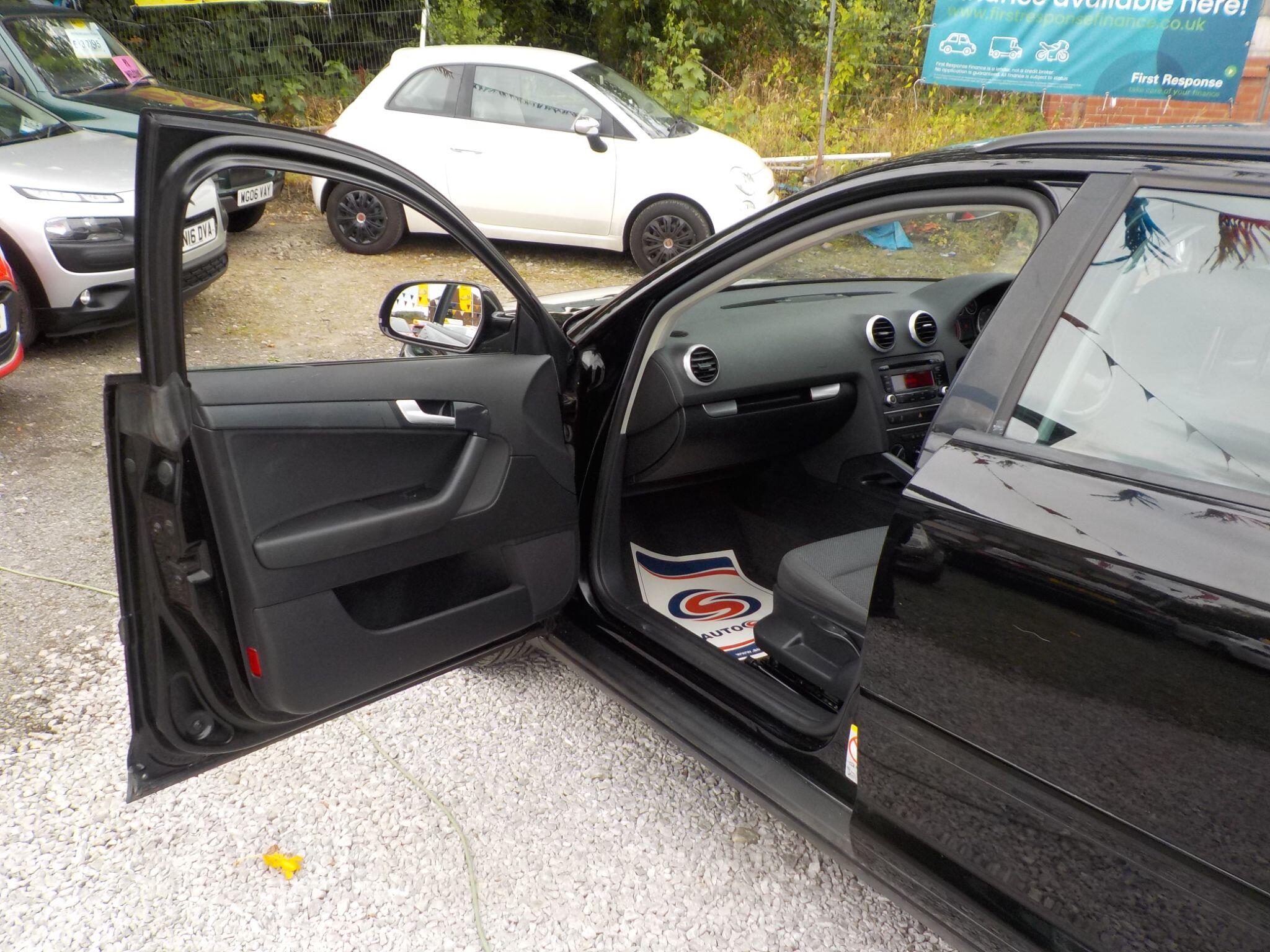 Audi A3 1.6 TDI Sportback Euro 5 (s/s) 5dr