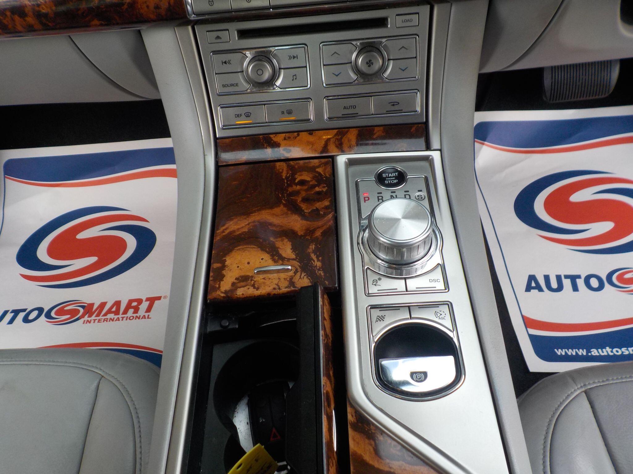 Jaguar XF 3.0d V6 Luxury Auto Euro 5 4dr