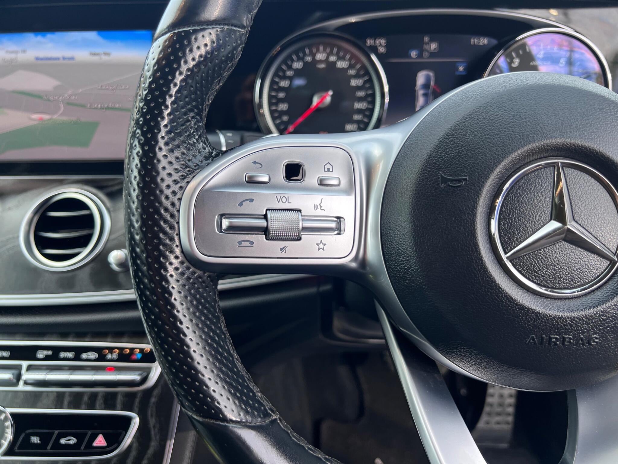 Mercedes-Benz E Class view 22