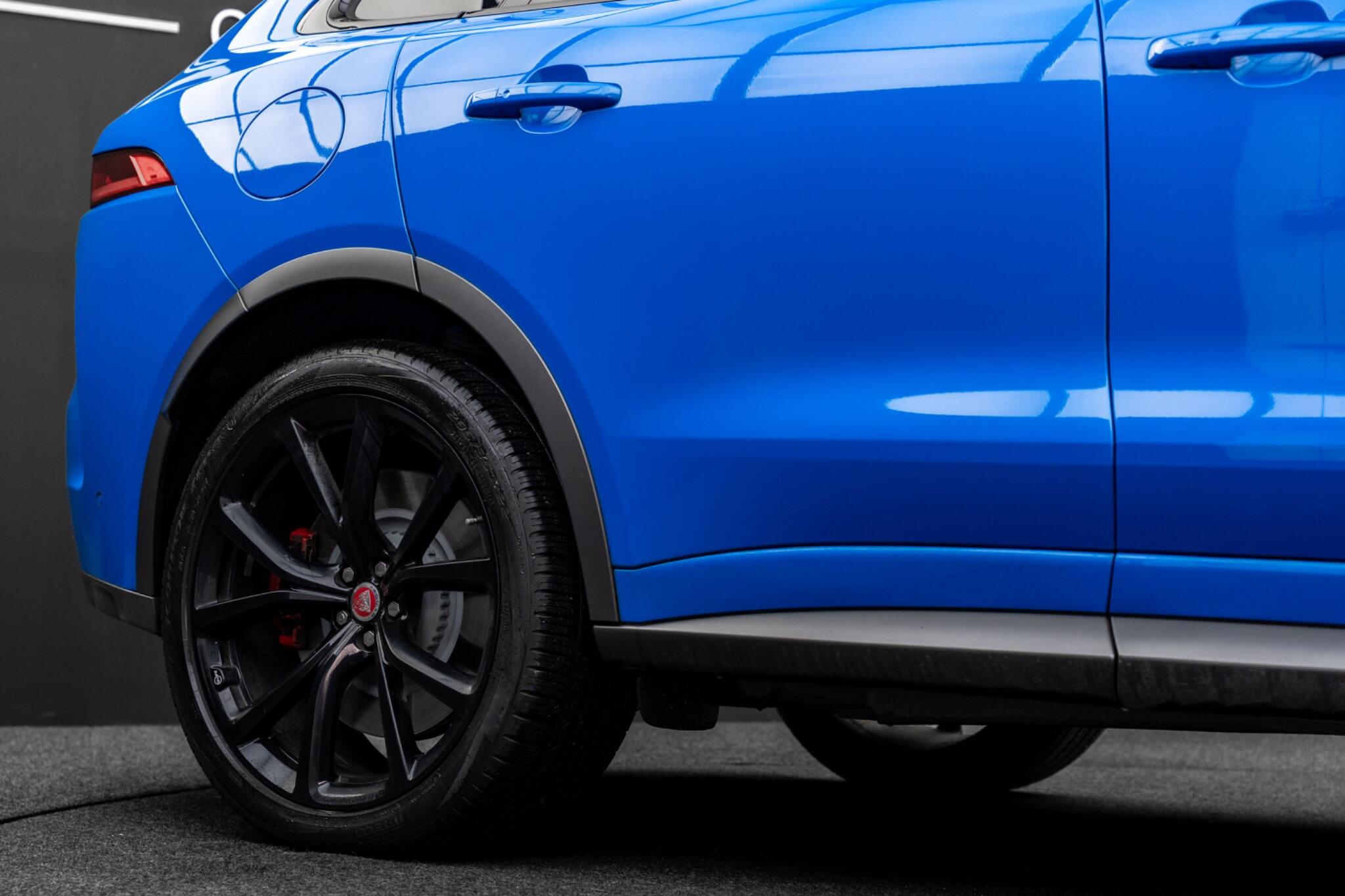 Jaguar F-Pace view 34