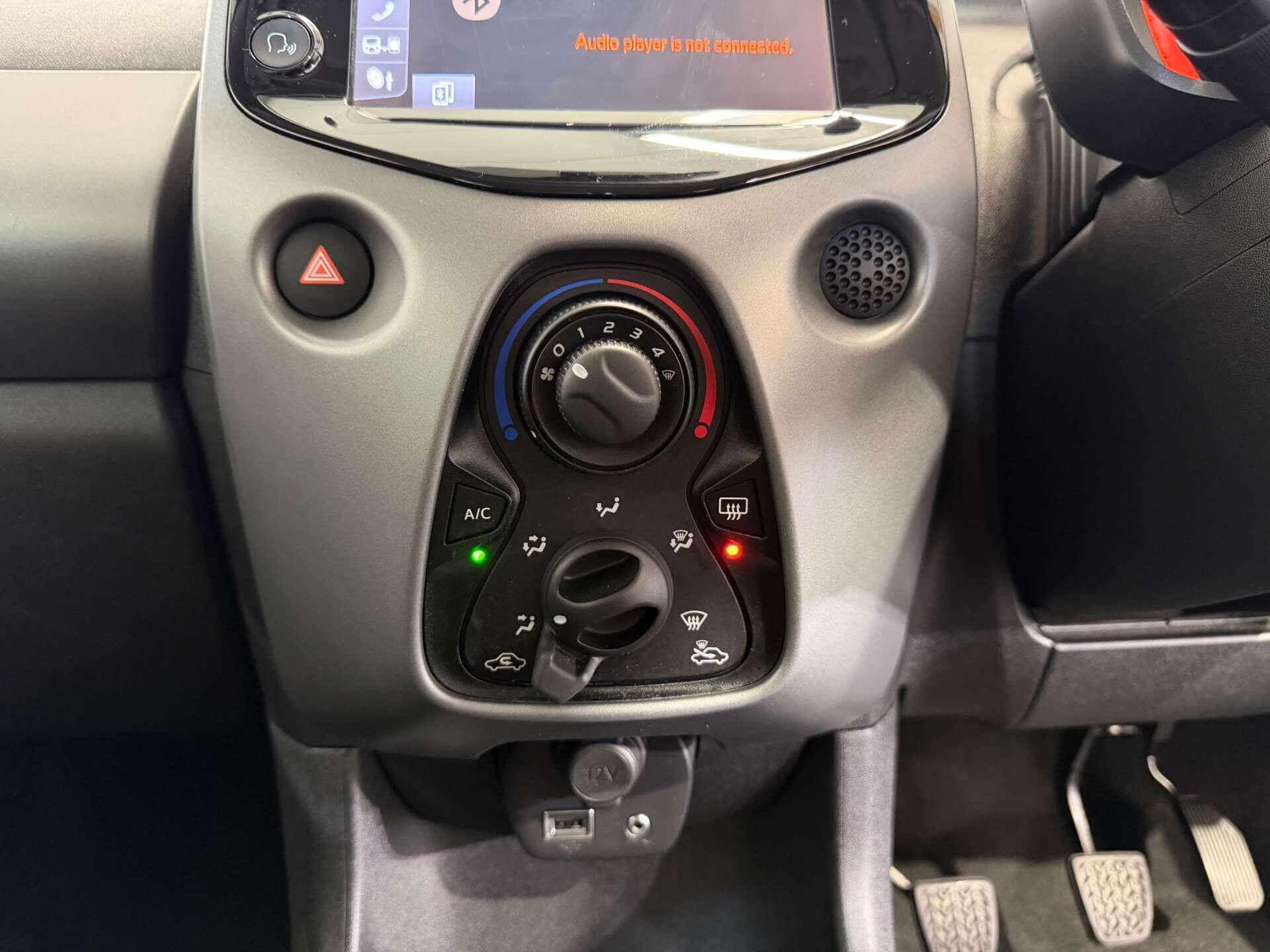 Toyota Aygo view 33