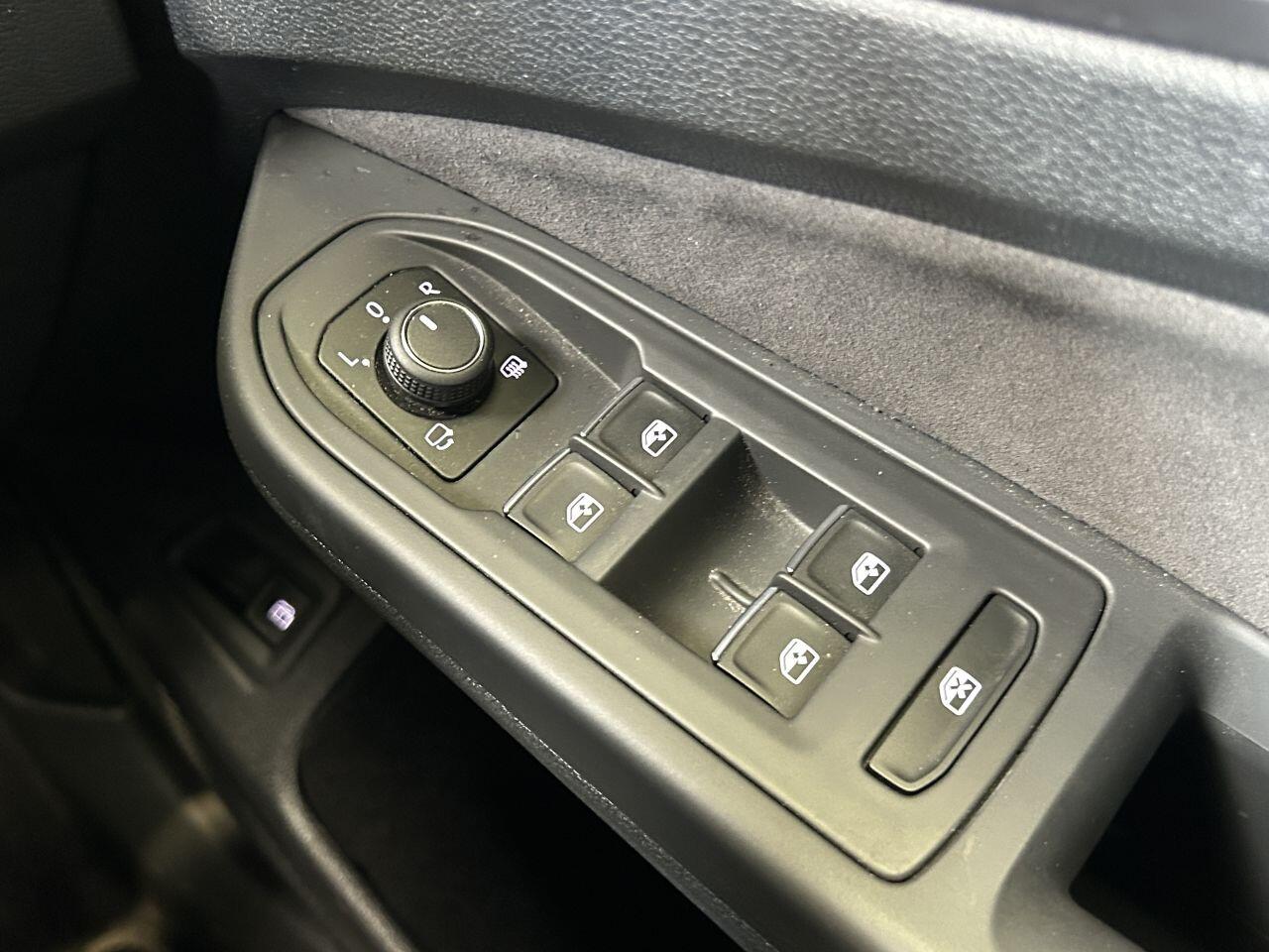 Volkswagen Golf view 52