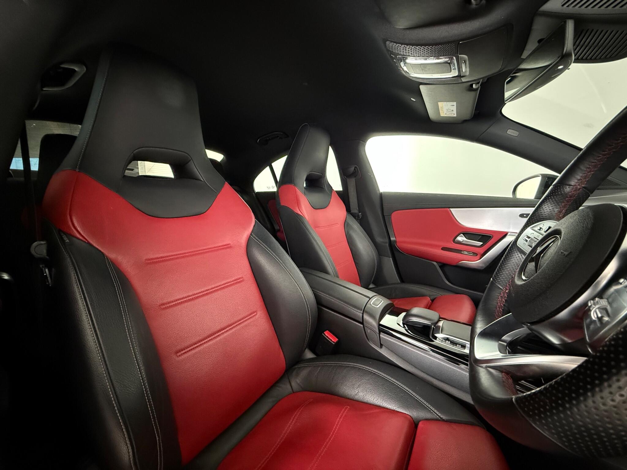Mercedes-Benz Cla view 10