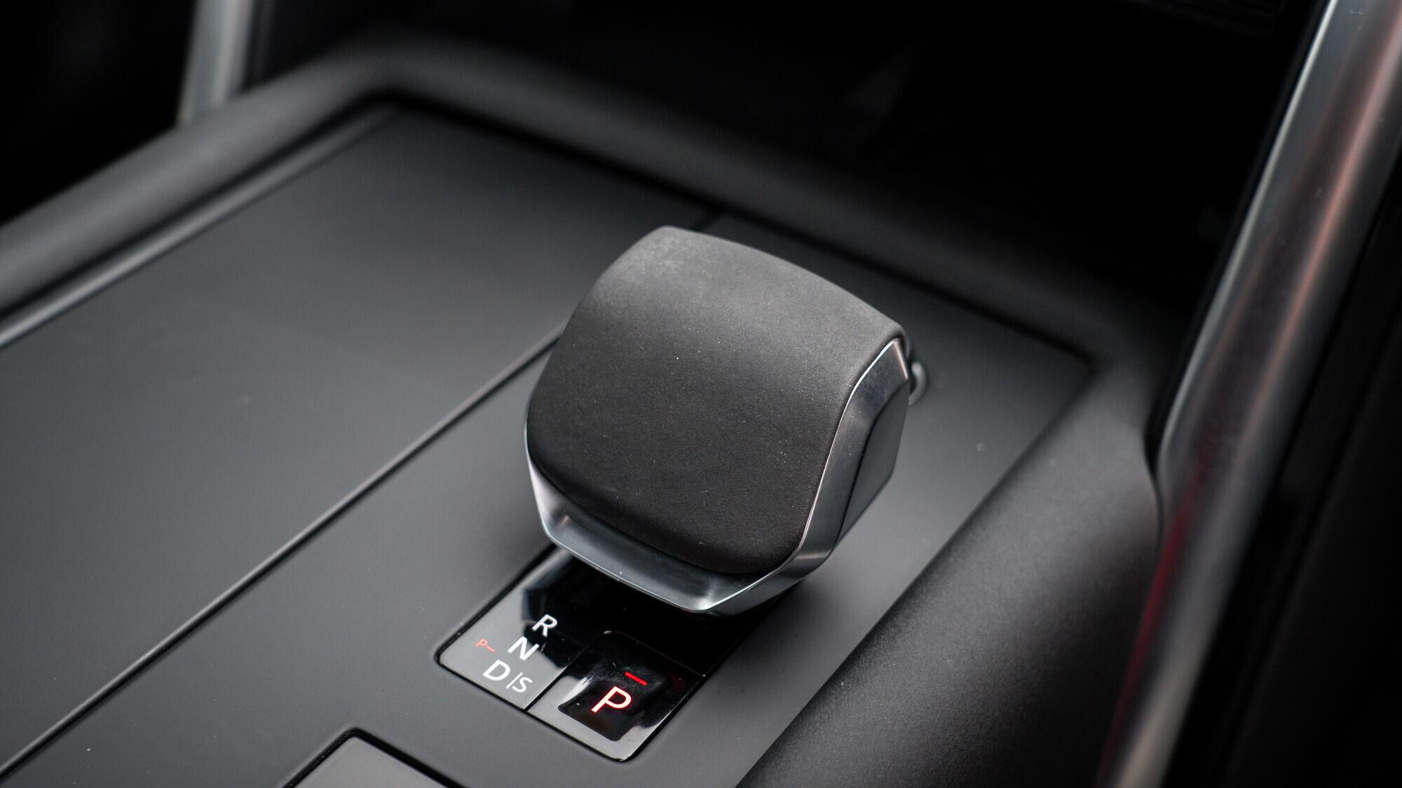 Land Rover Discovery 3 view 44