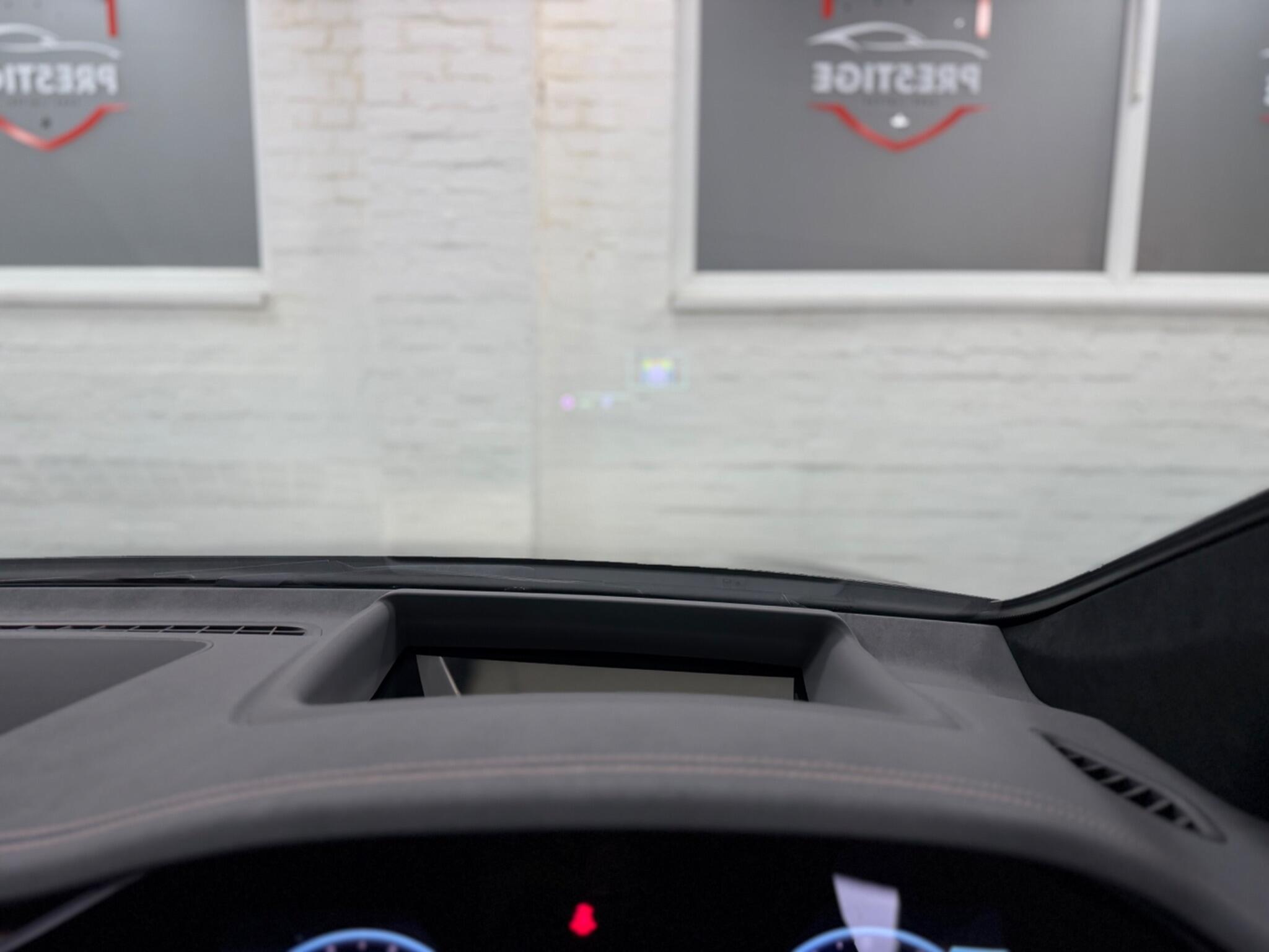 Mercedes-Benz Eqs view 9