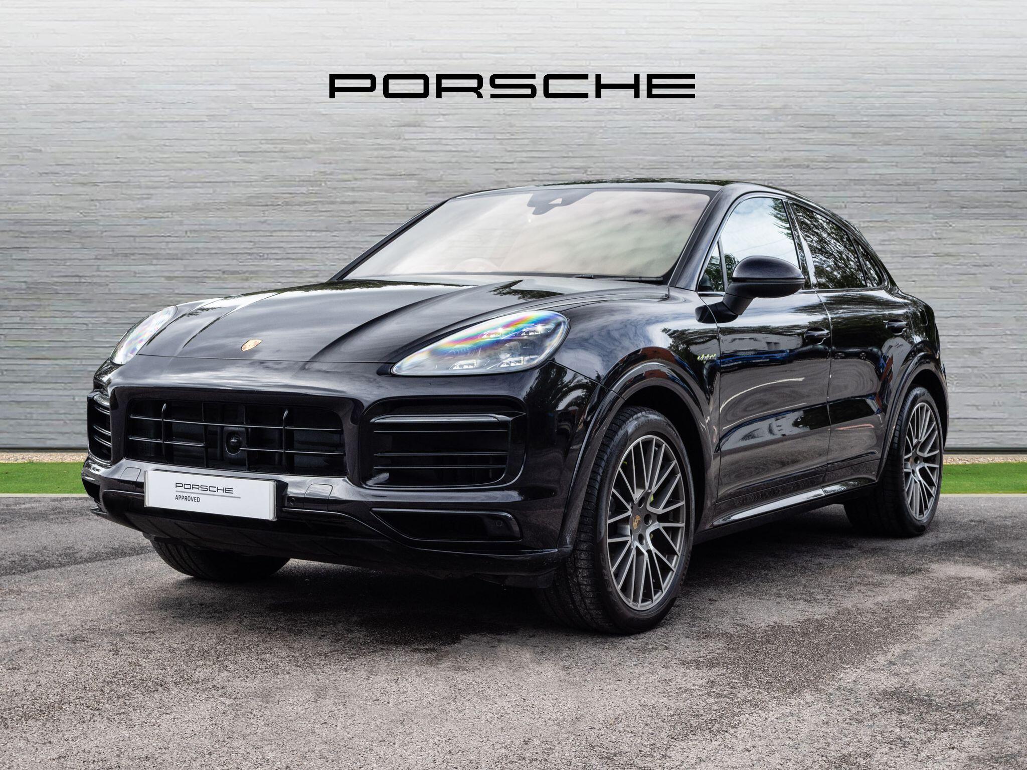 Porsche Cayenne view 3
