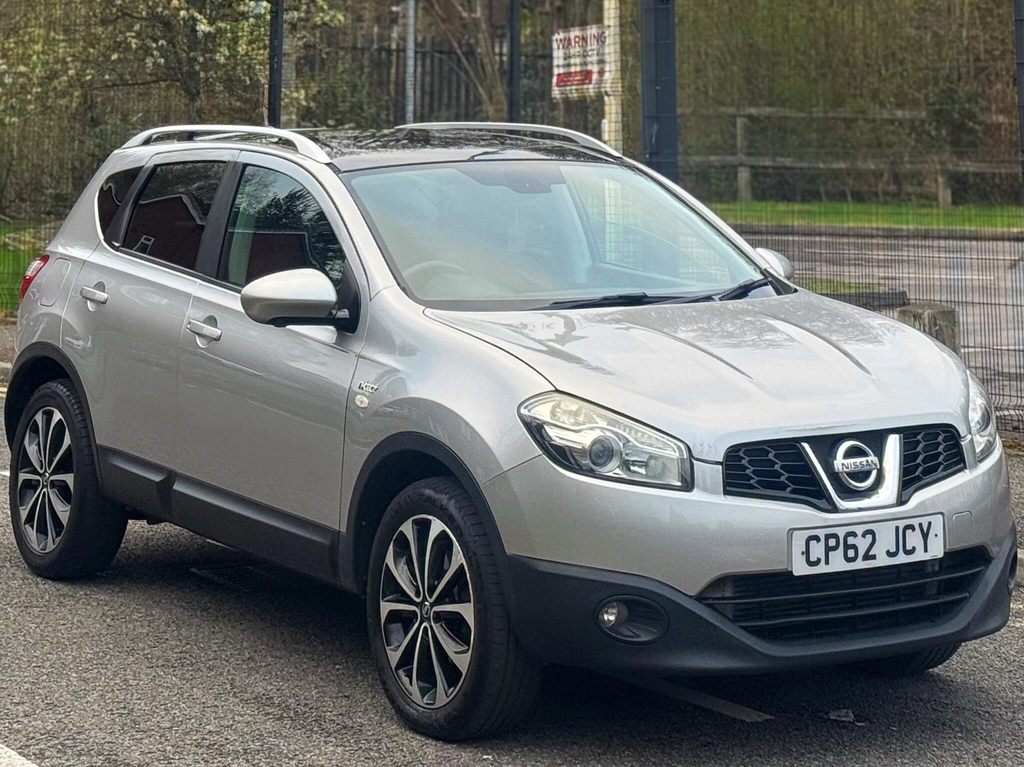 2012 Nissan Qashqai 1.5 dCi n-tec+ 2WD Euro 5 5dr image 4